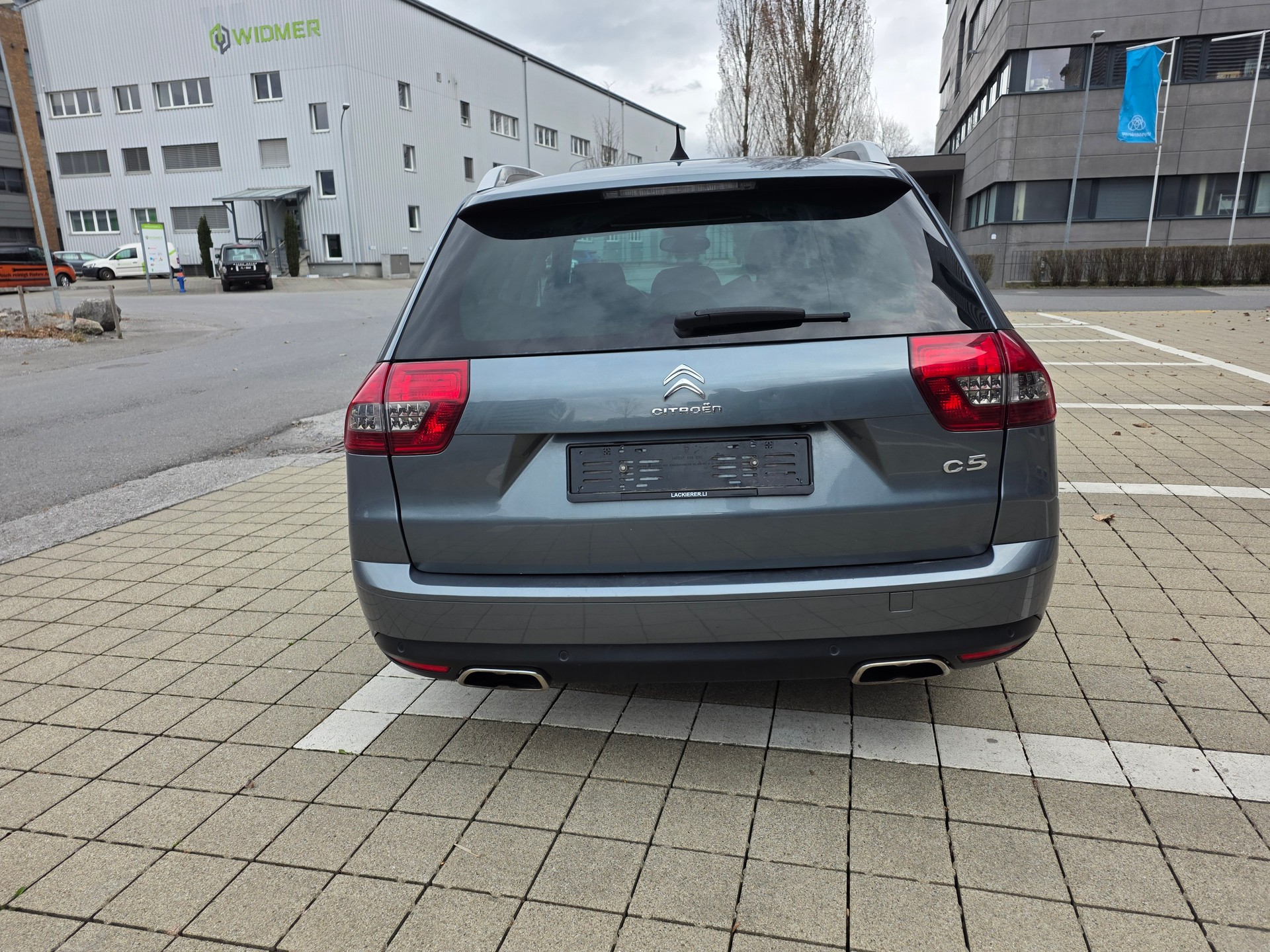 CITROEN C5 Tourer 3.0 HDi V6 Exclusive Automatic-image-3
