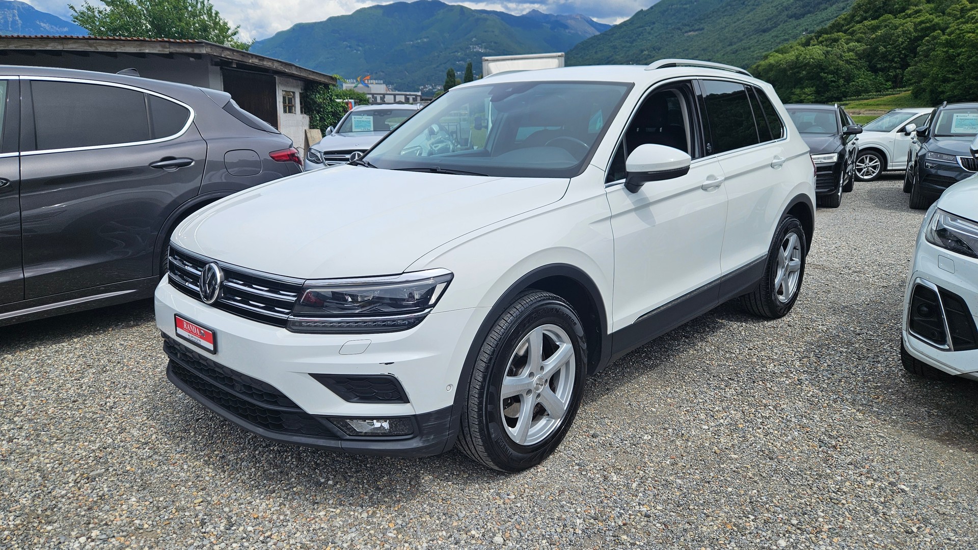 VW Tiguan 2.0 TDI SCR Sound 4Motion DSG-image-1