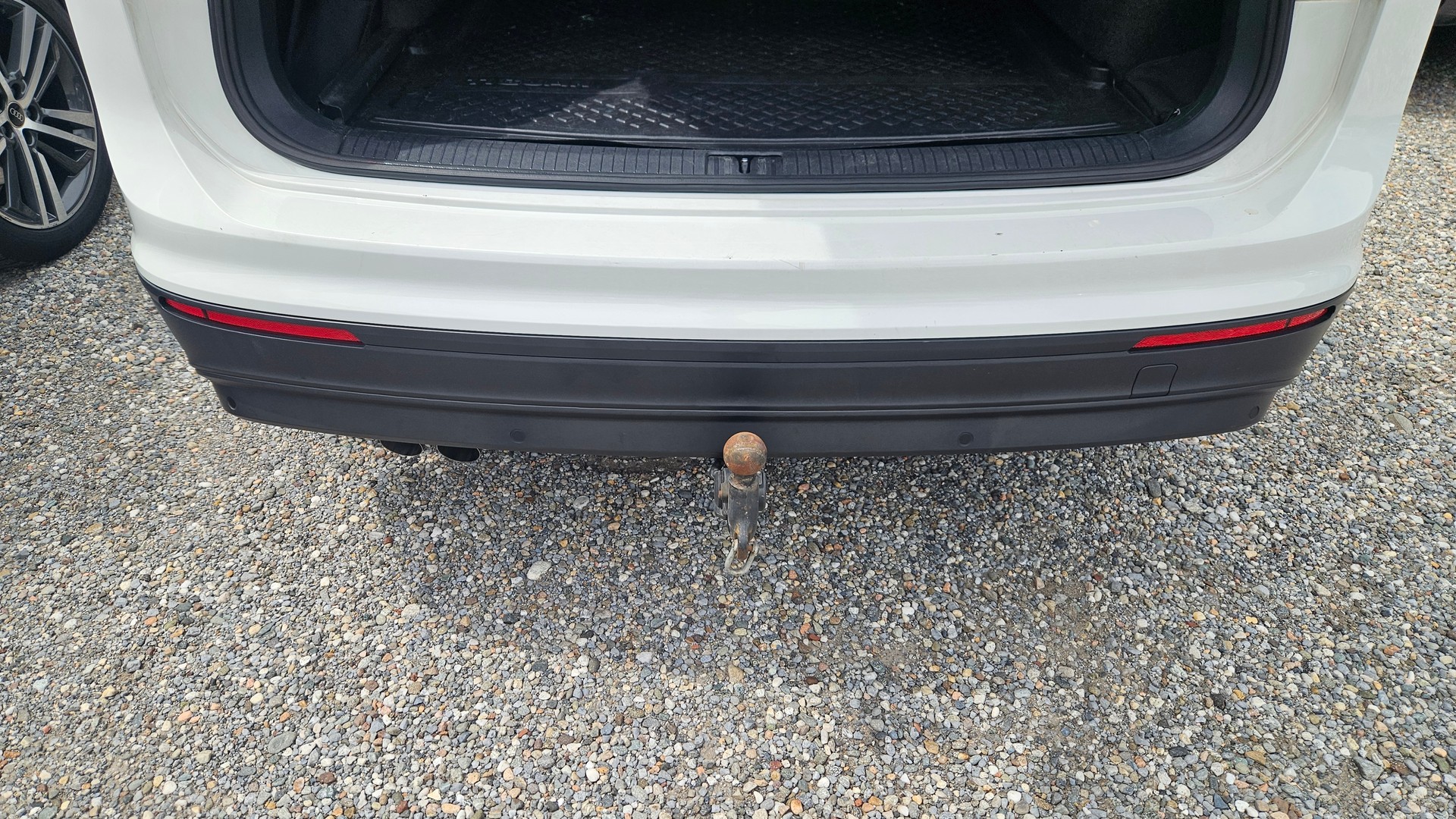 VW Tiguan 2.0 TDI SCR Sound 4Motion DSG-image-4
