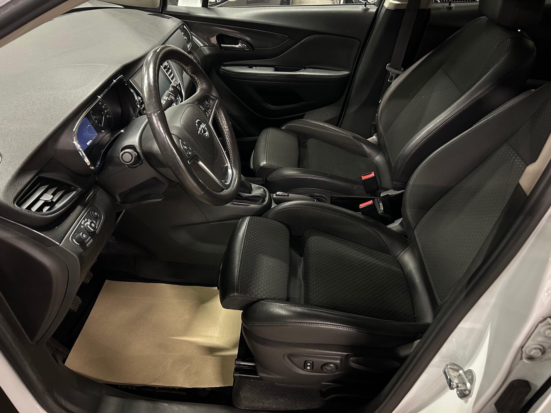 OPEL Mokka X 1.6 CDTi Excellence 4WD-image-9