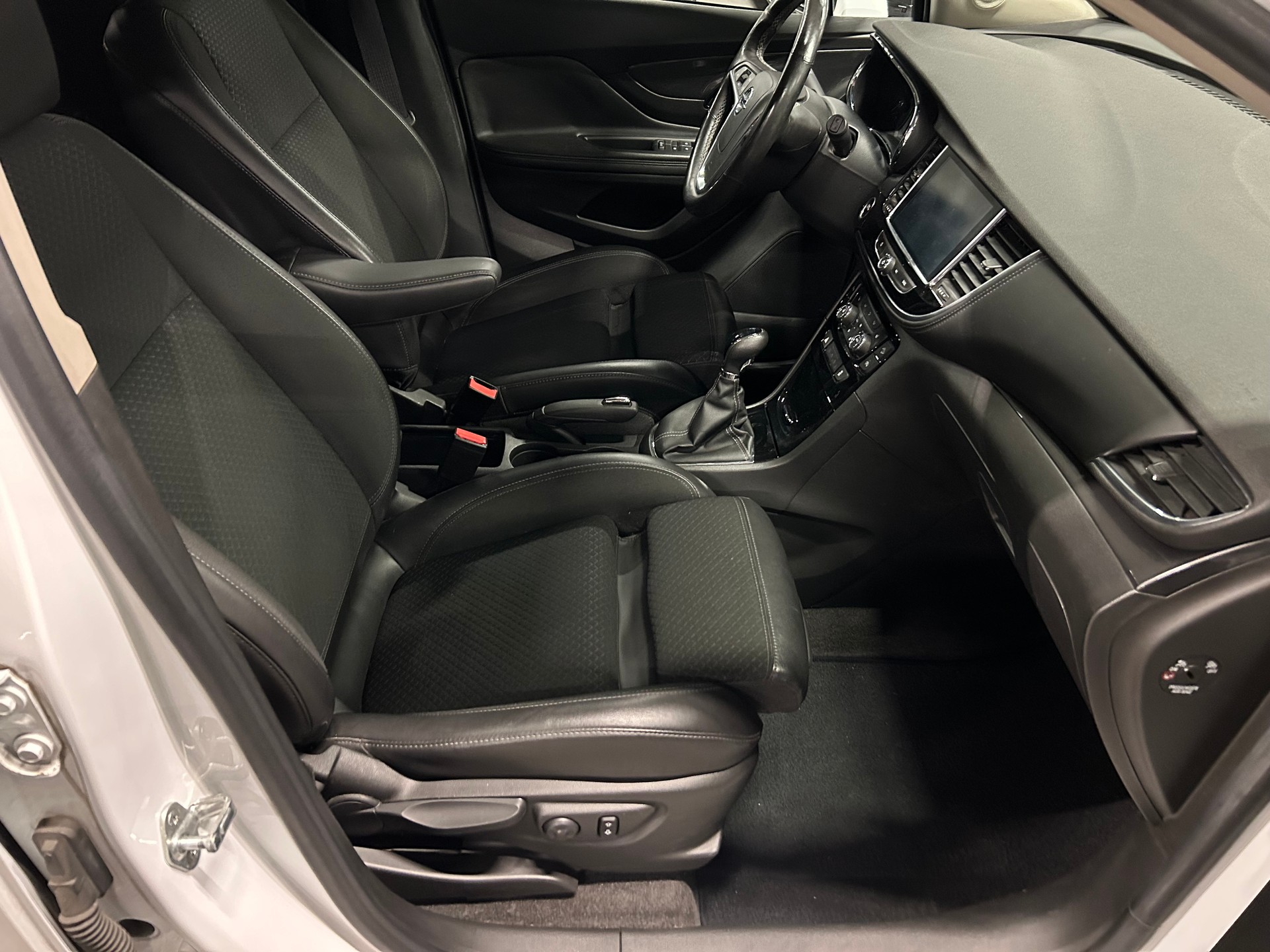 OPEL Mokka X 1.6 CDTi Excellence 4WD-image-12