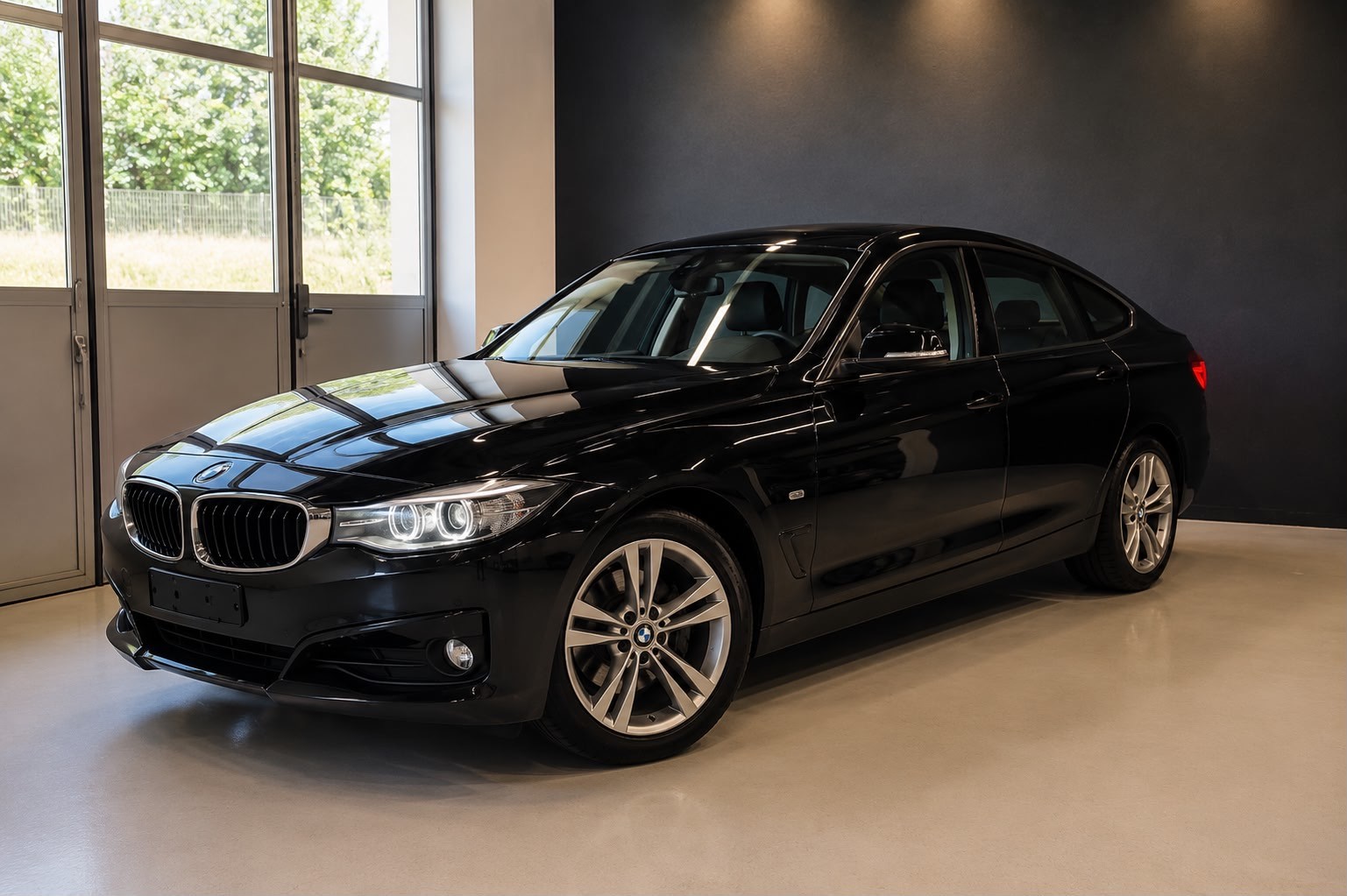 BMW 328i GT xDrive Sport Line Steptronic-image-4