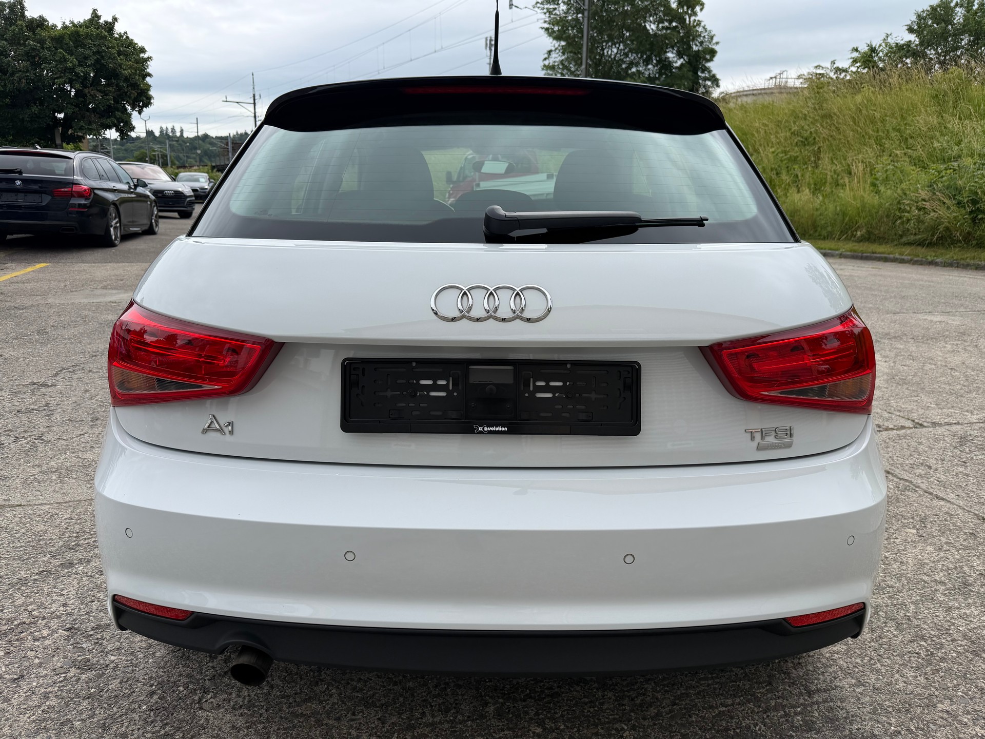 AUDI A1 Sportback 1.0 TFSI-image-3