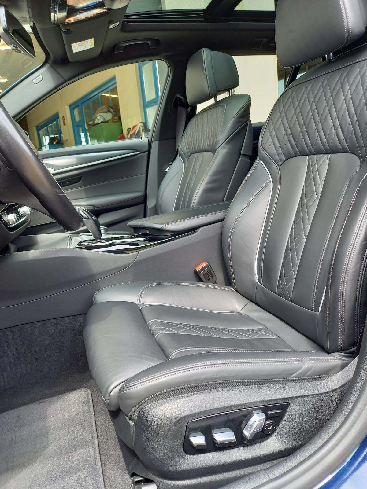BMW 520d xDrive 48V Touring M Sport Steptronic-image-12