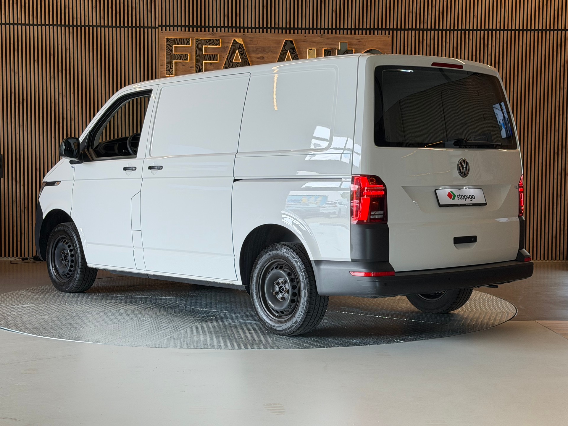 VW T6.1 Kaw. 3000 2.0 TDI 150 DSG 4motion-image-10