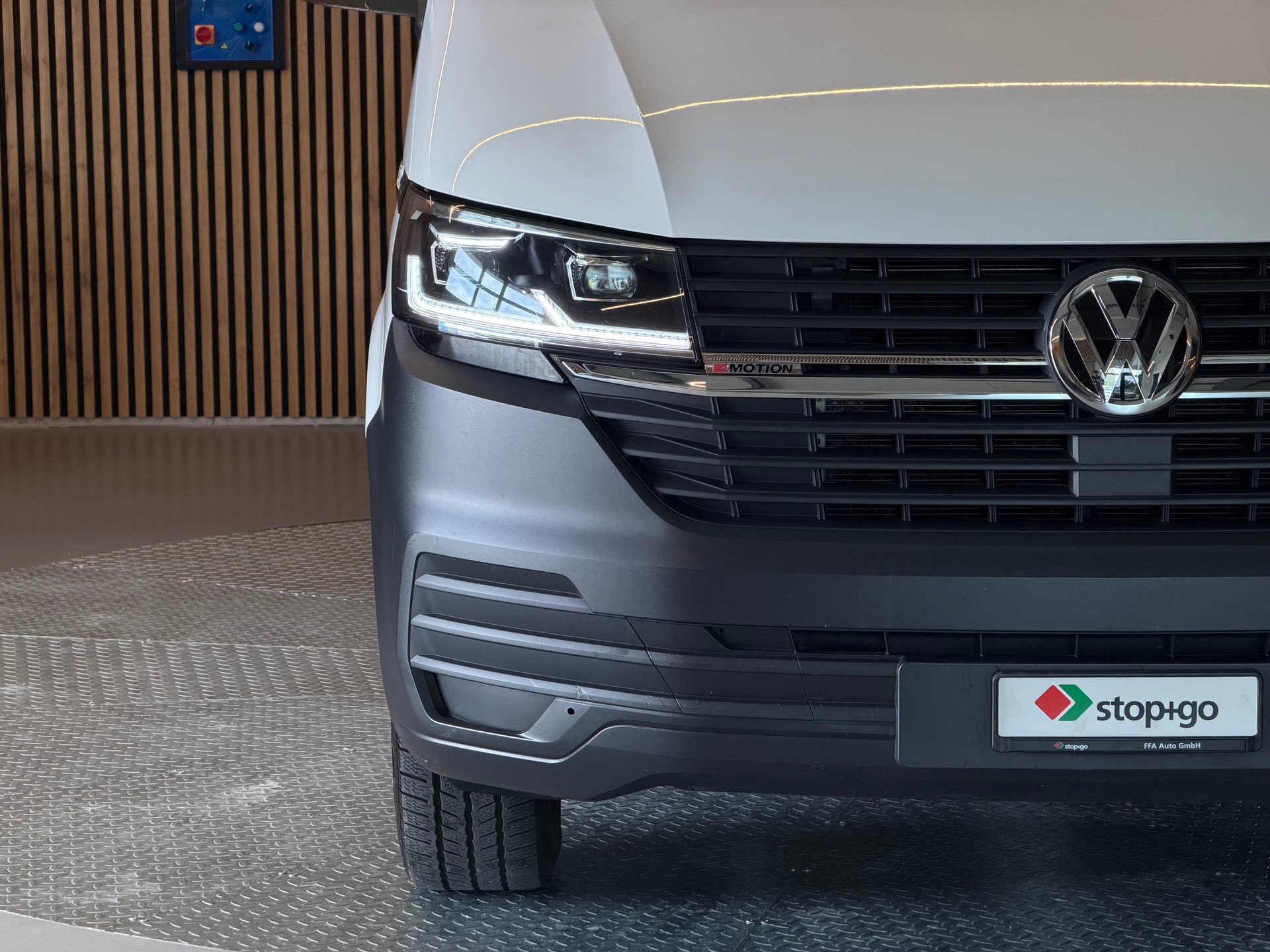 VW T6.1 Kaw. 3000 2.0 TDI 150 DSG 4motion-image-2