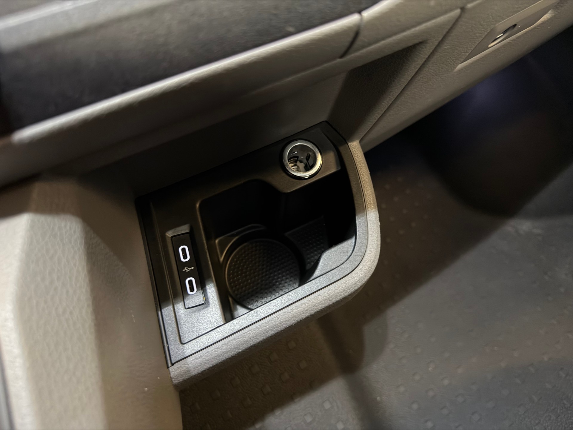 VW T6.1 Kaw. 3000 2.0 TDI 150 DSG 4motion-image-17
