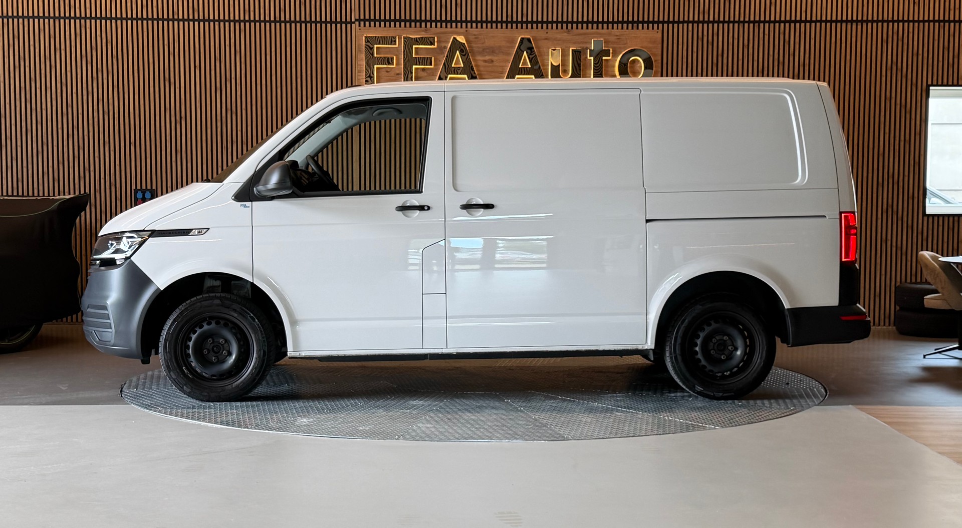 VW T6.1 Kaw. 3000 2.0 TDI 150 DSG 4motion-image-11