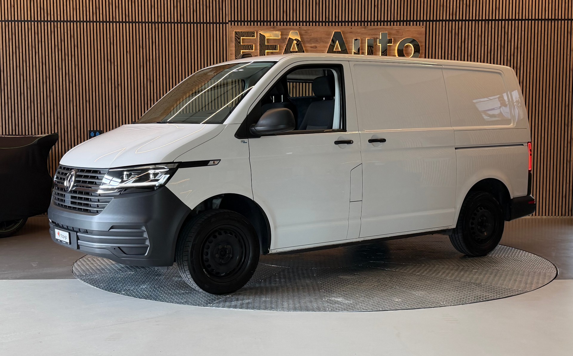 VW T6.1 Kaw. 3000 2.0 TDI 150 DSG 4motion-image-1