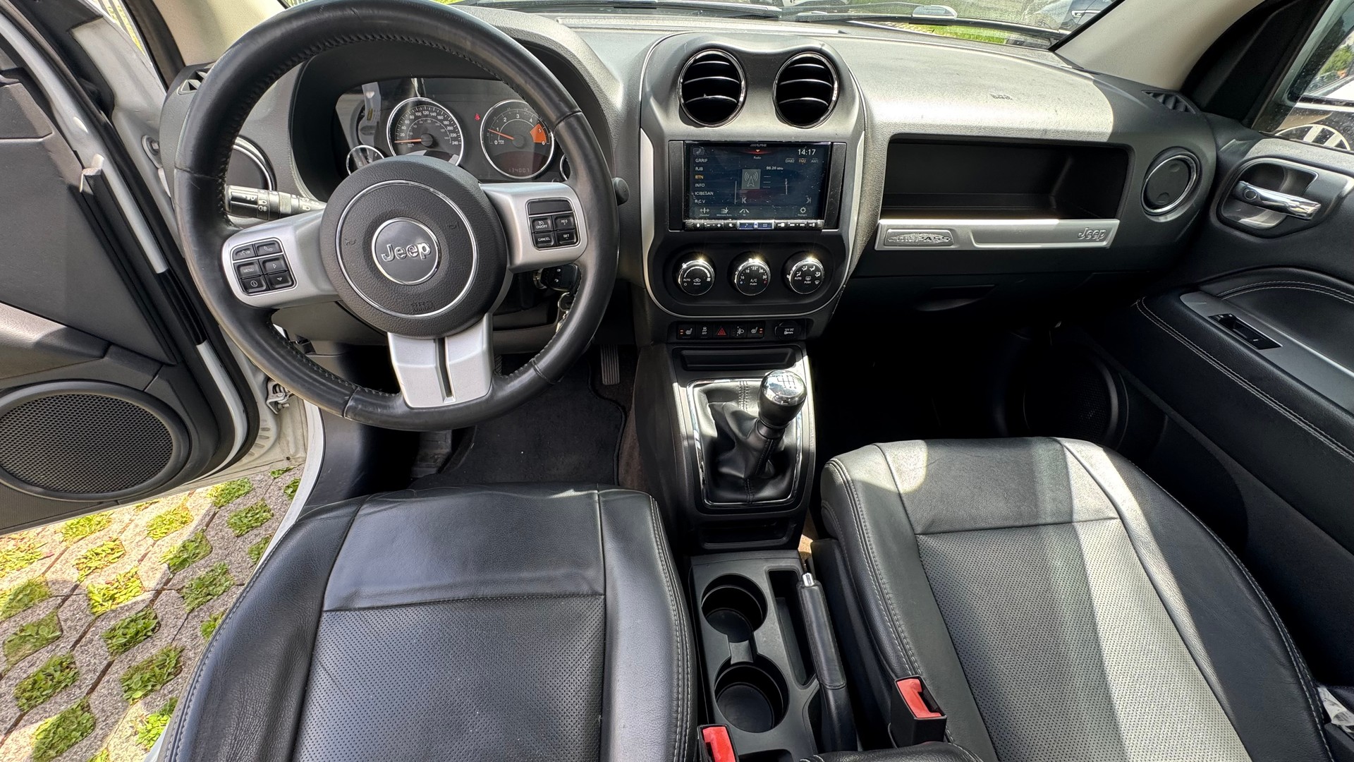 JEEP Compass 2.2 CRD Sport-image-8