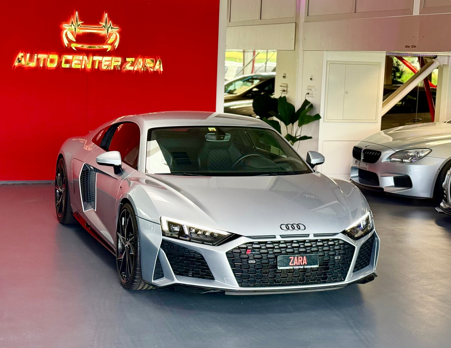 AUDI R8 Coupé S-Tronic-image-0