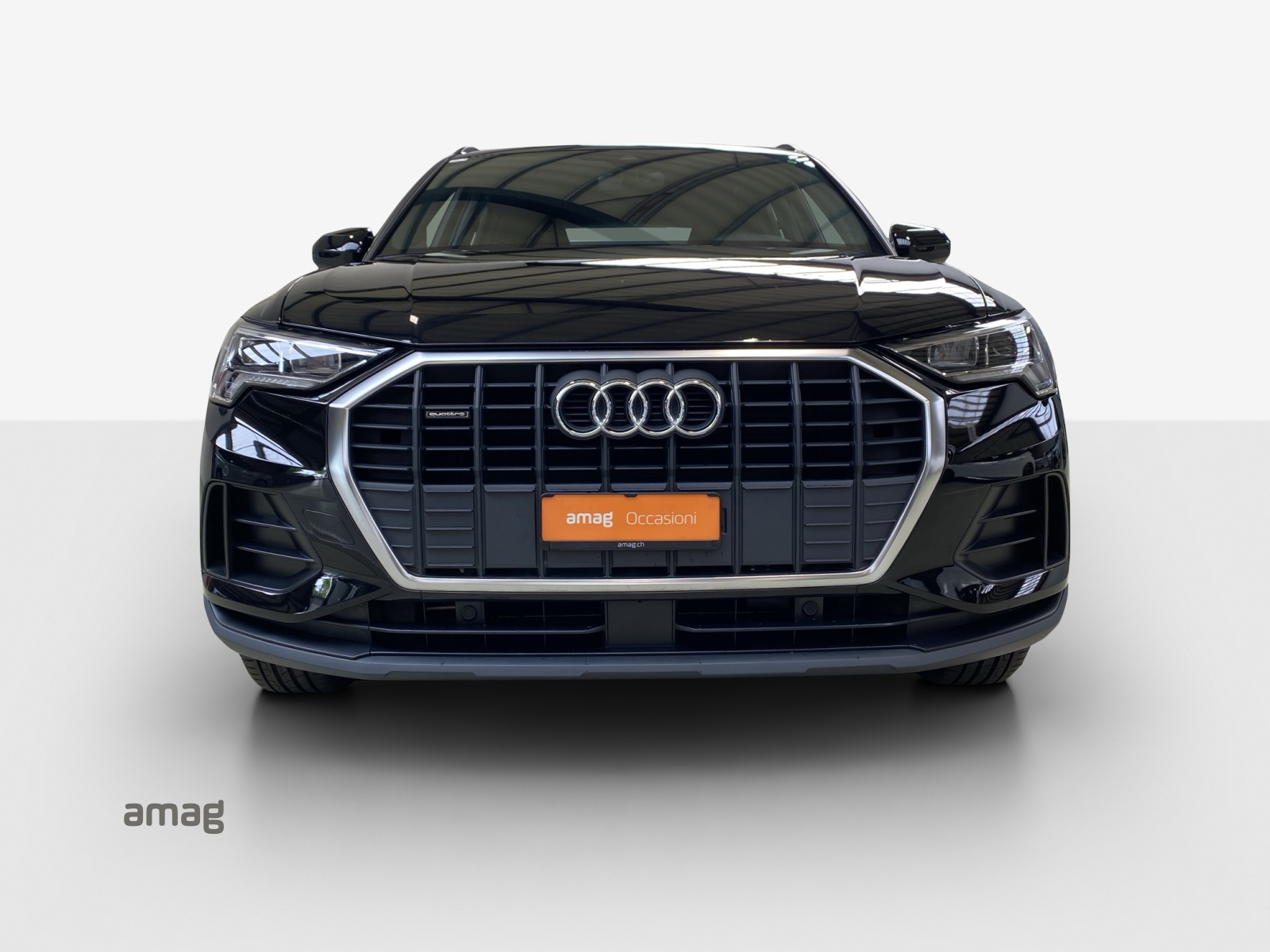 AUDI Q3 35 TDI Attraction quattro S-tronic-image-6