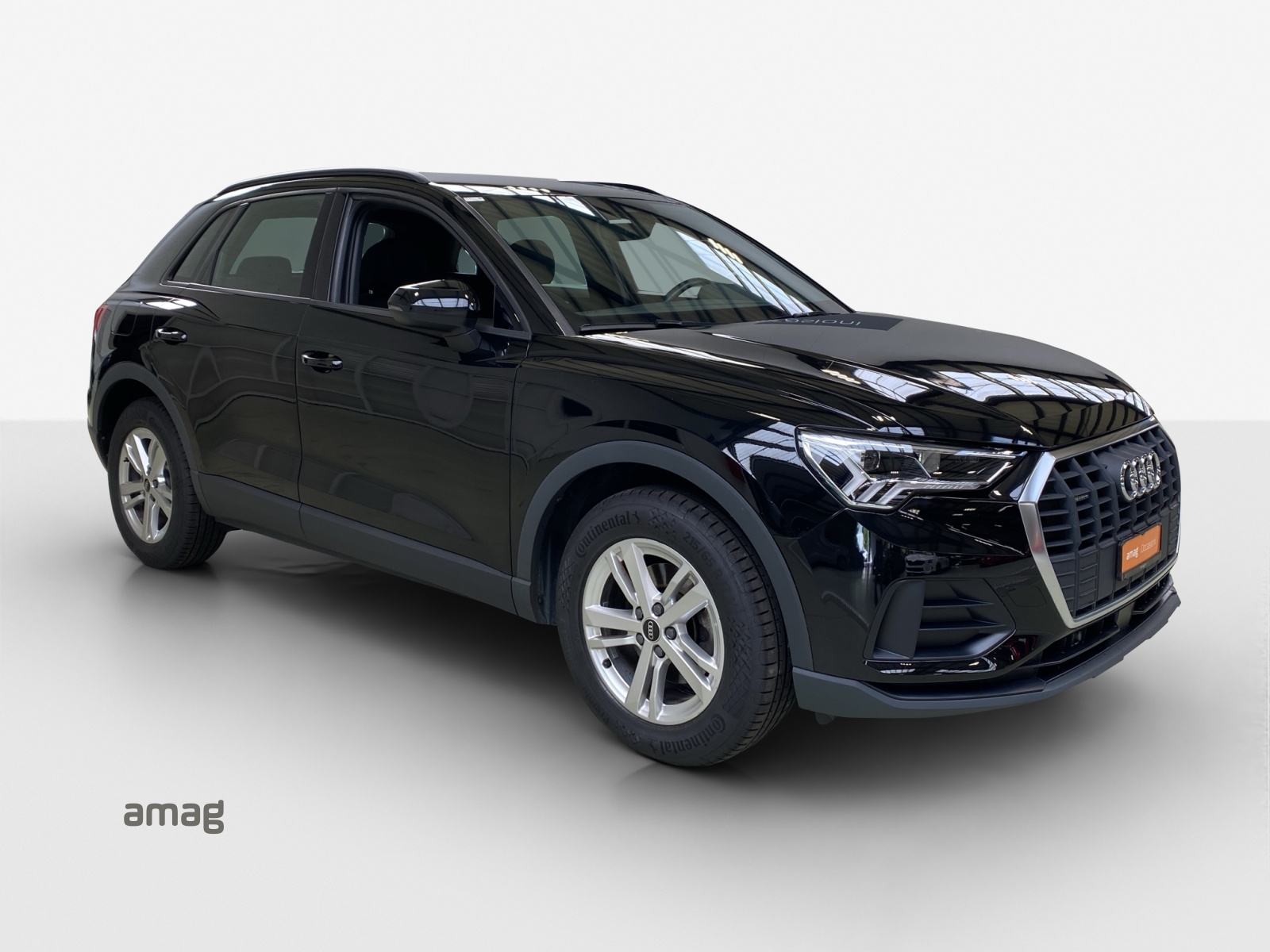 AUDI Q3 35 TDI Attraction quattro S-tronic-image-5
