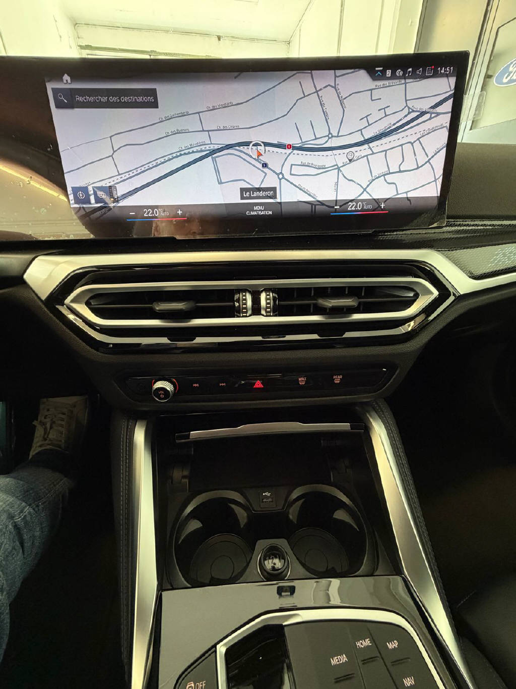 BMW M240i xDrive "M Sport Pro" Steptronic-image-10