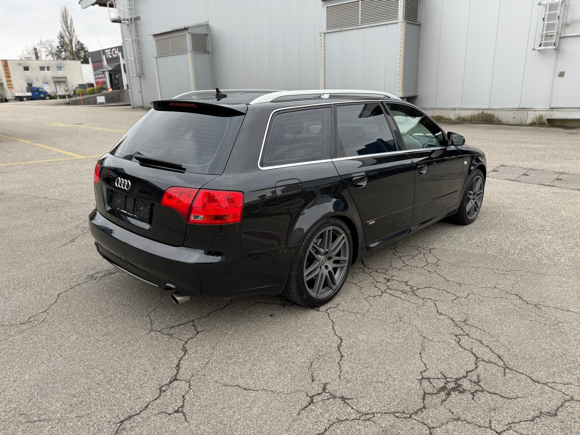 AUDI A4 Avant 3.2 FSI quattro-image-3