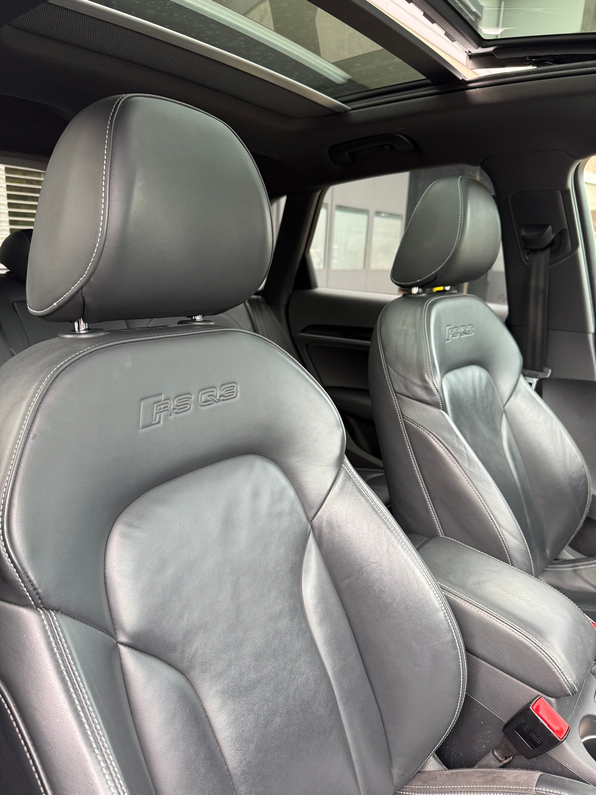 AUDI RS Q3 2.5 TFSI quattro S-tronic-image-12