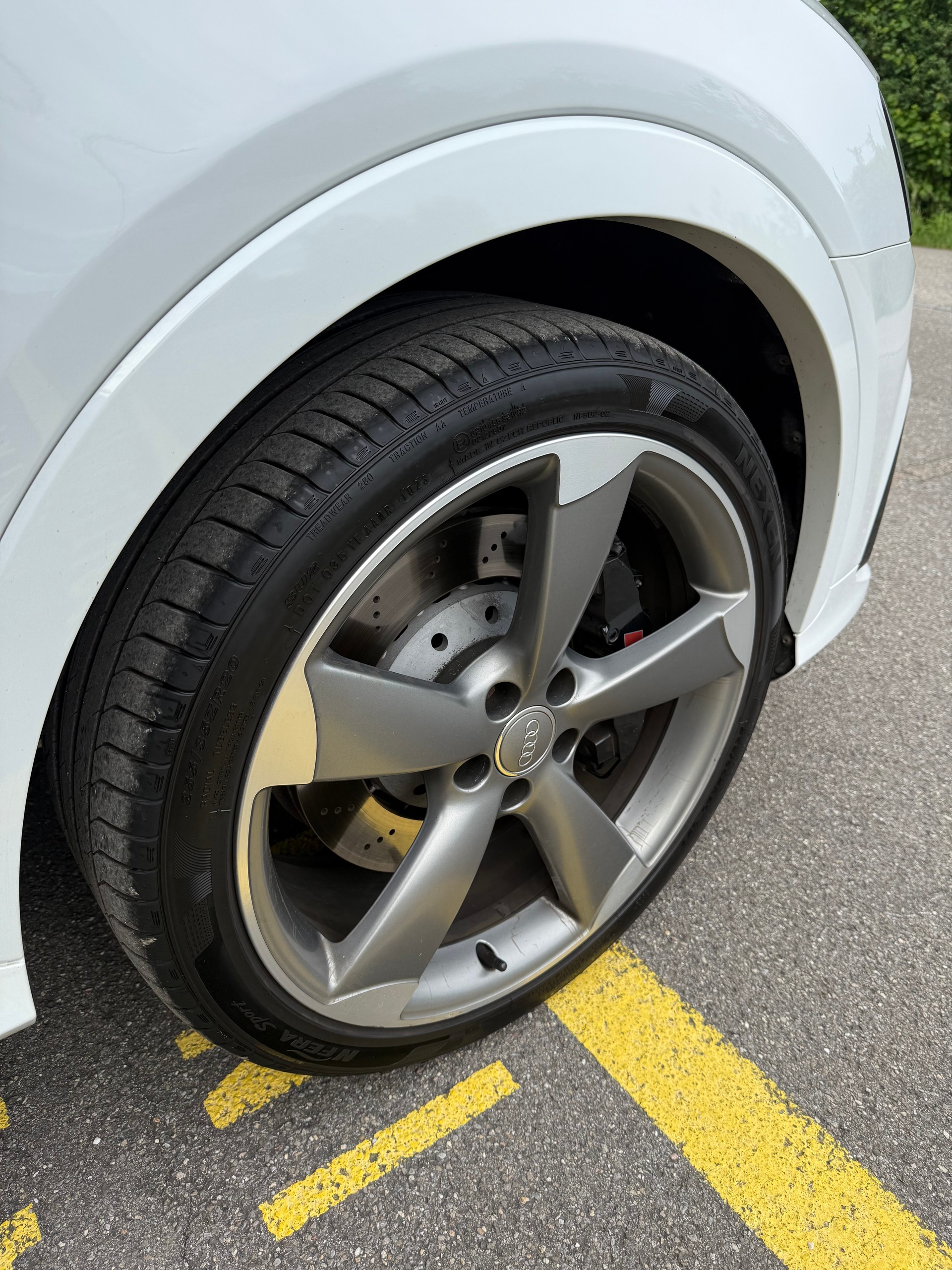AUDI RS Q3 2.5 TFSI quattro S-tronic-image-11