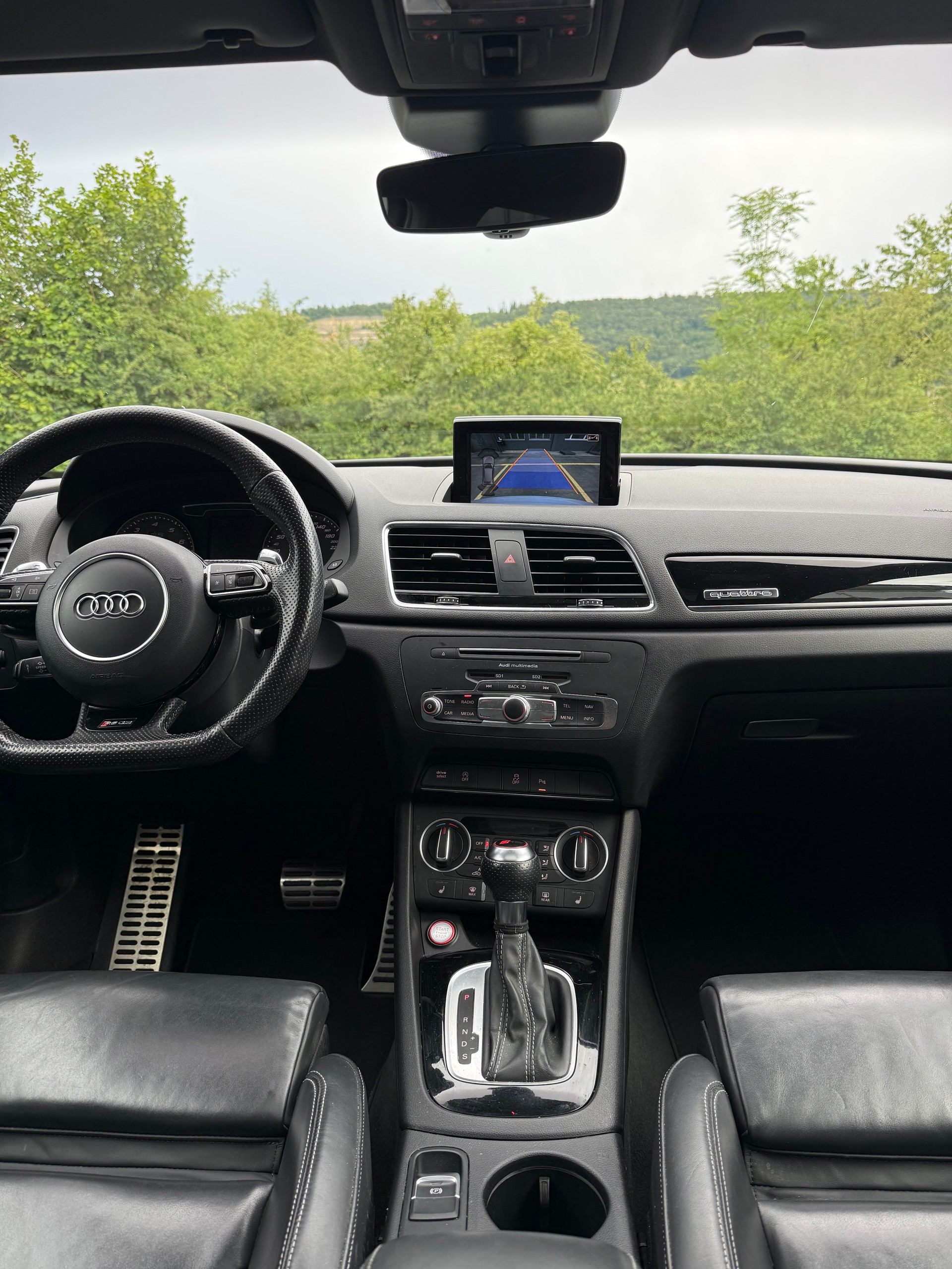 AUDI RS Q3 2.5 TFSI quattro S-tronic-image-13