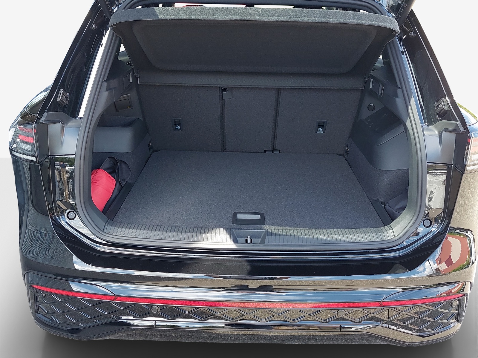 VW Tiguan 2.0 TDI SCR R-Line 4Motion DSG-image-12