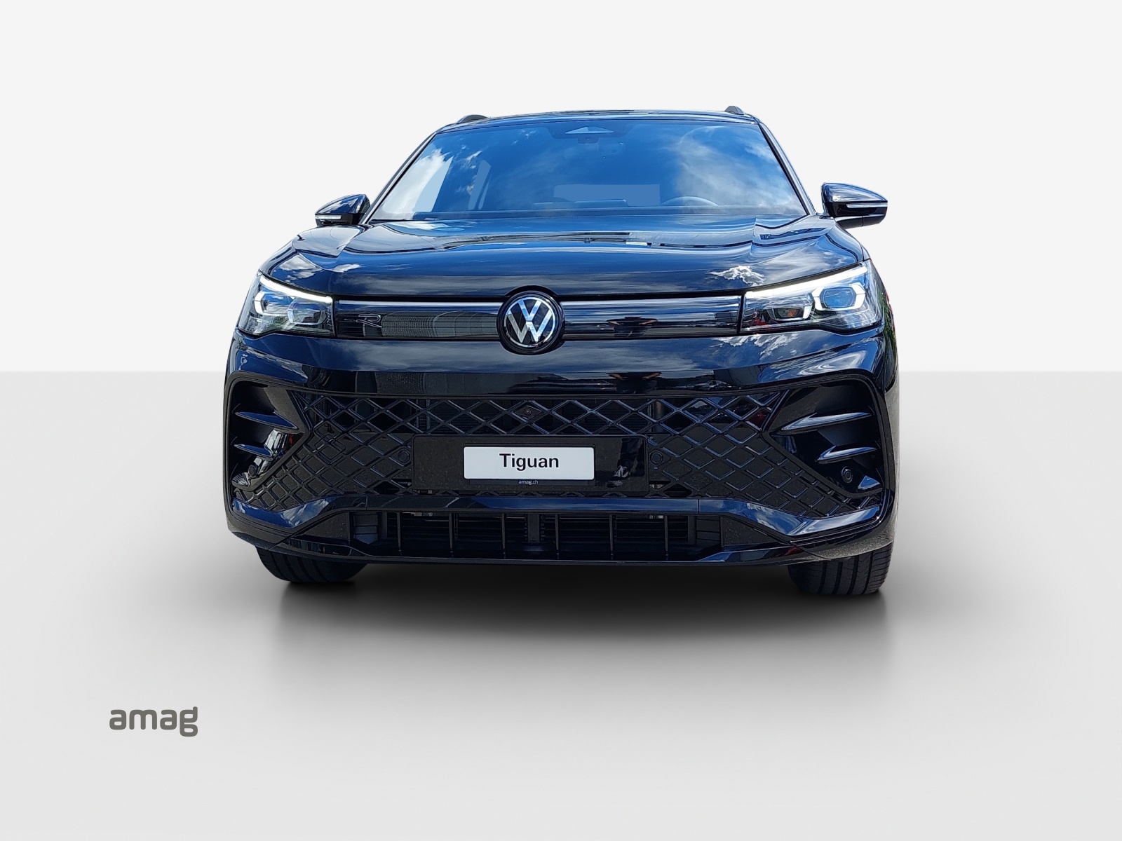 VW Tiguan 2.0 TDI SCR R-Line 4Motion DSG-image-6