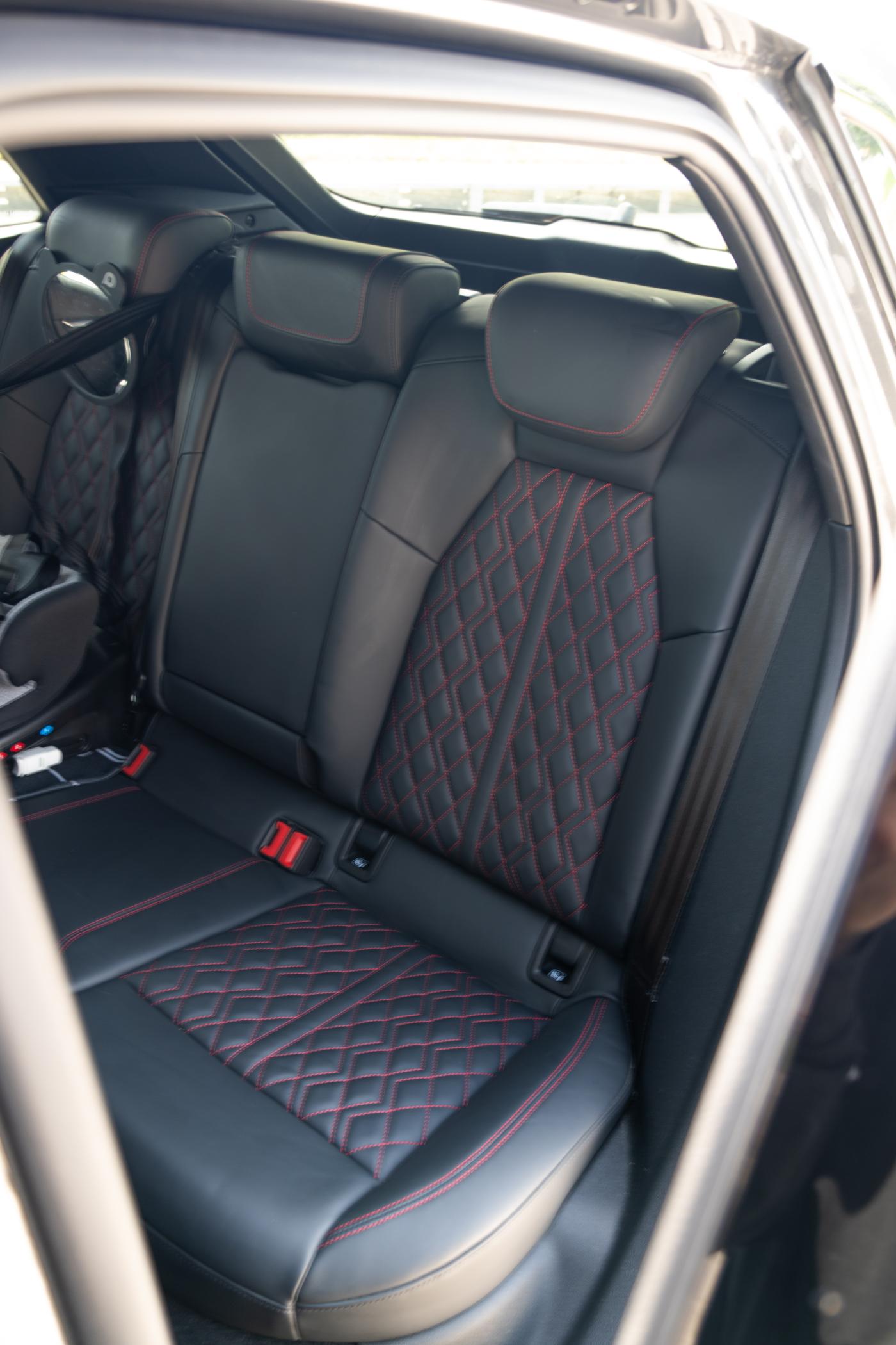 AUDI S3 Sportback 2.0 TFSI quattro S-tronic-image-9