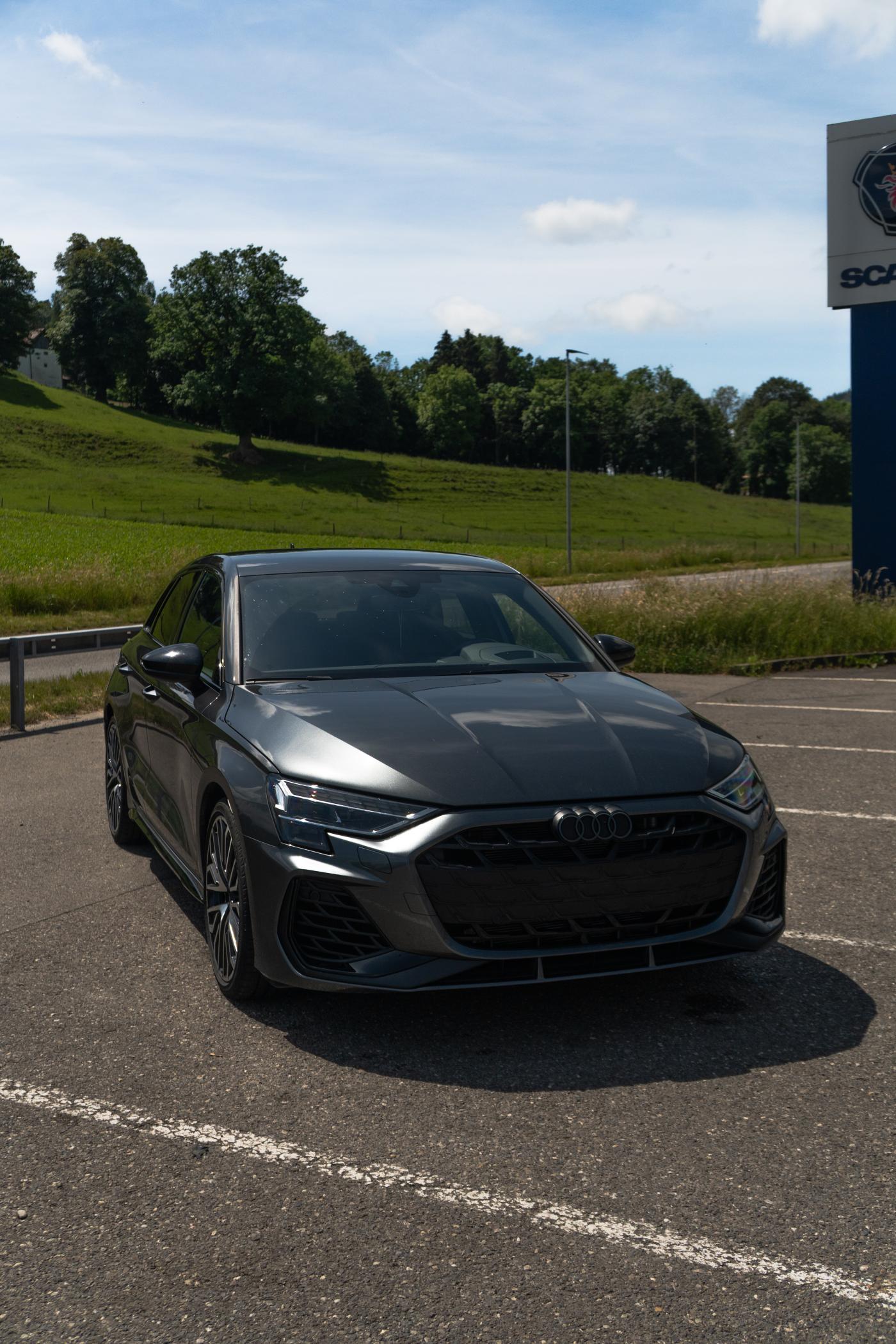 AUDI S3 Sportback 2.0 TFSI quattro S-tronic-image-0