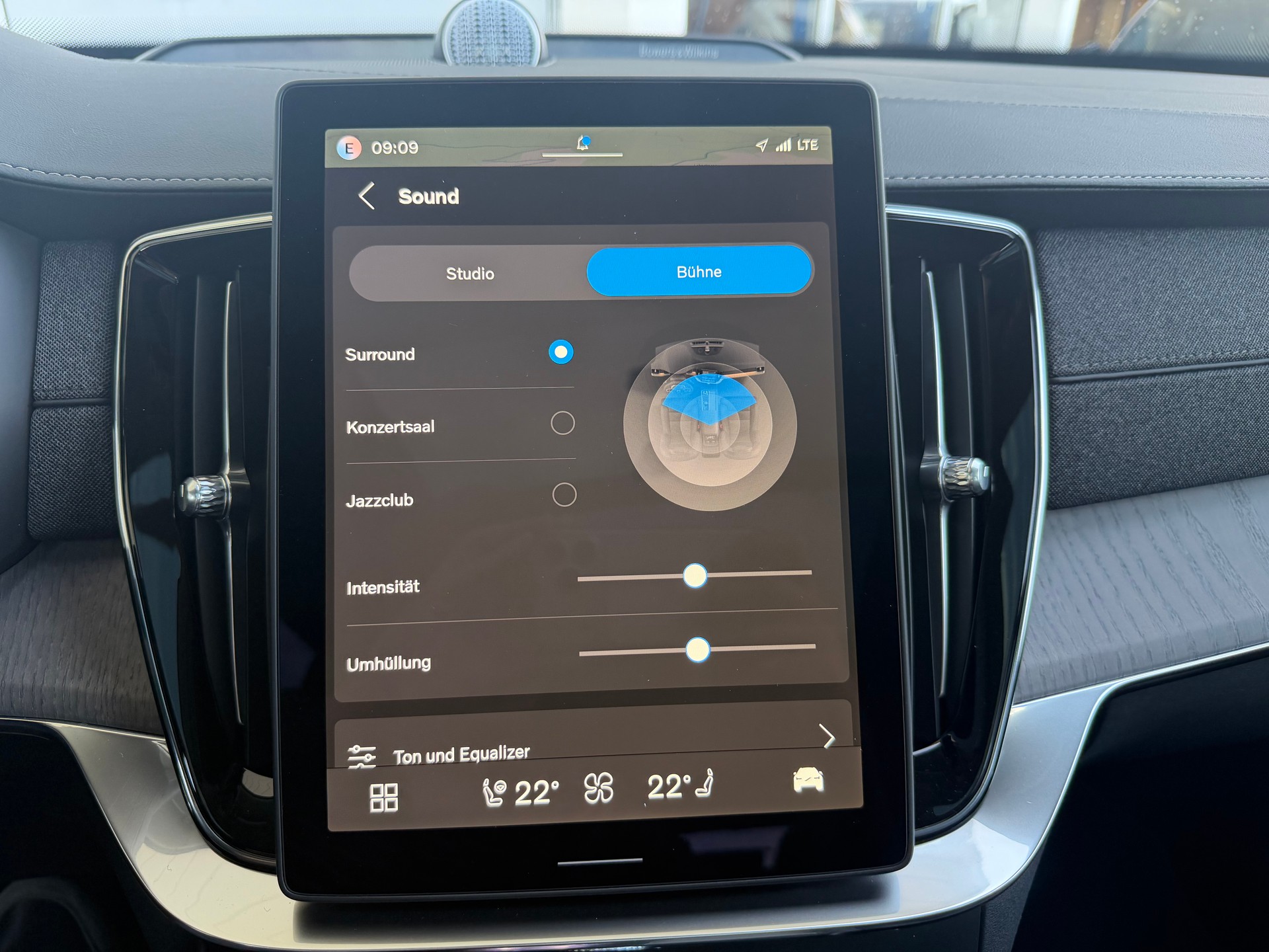 VOLVO XC90 T8 eAWD Ultra Dark Geartronic-image-23