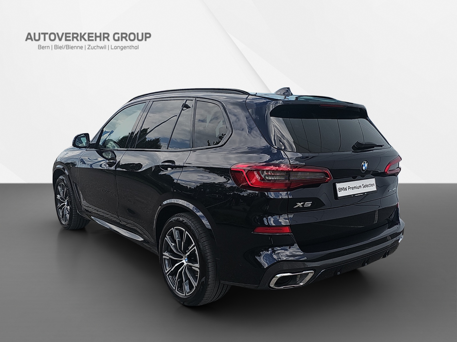 BMW X5 xDrive45e-image-4