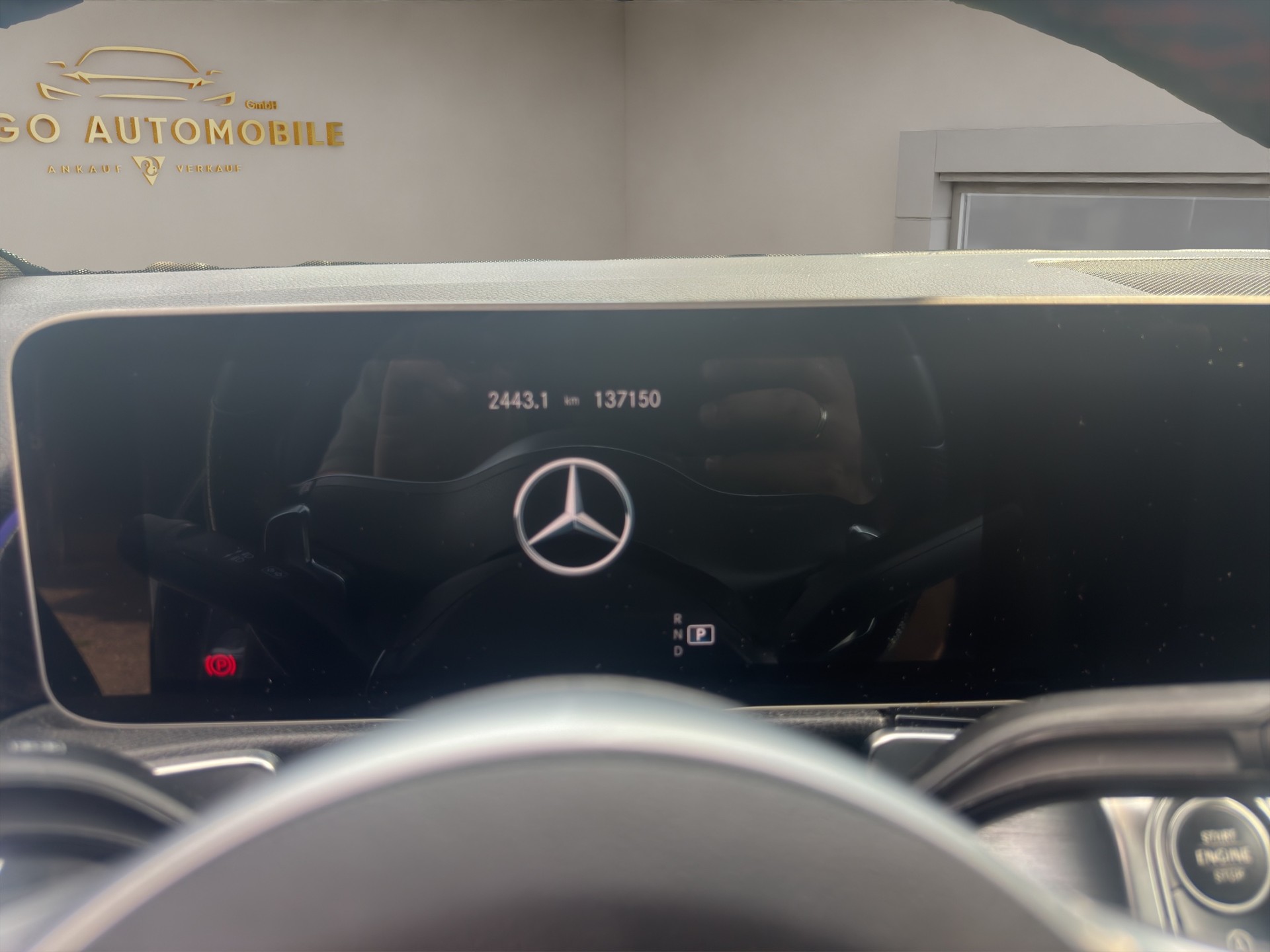 MERCEDES-BENZ GLB 250 4Matic Style 8G-Tronic-image-9