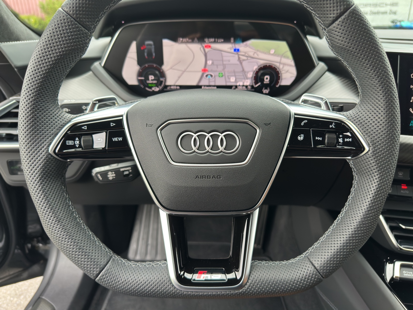 AUDI RS e-tron GT quattro-image-14