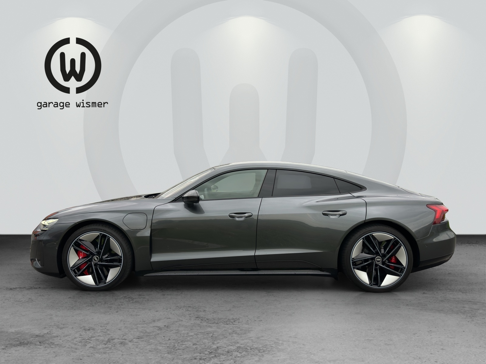 AUDI RS e-tron GT quattro-showroom-element-1