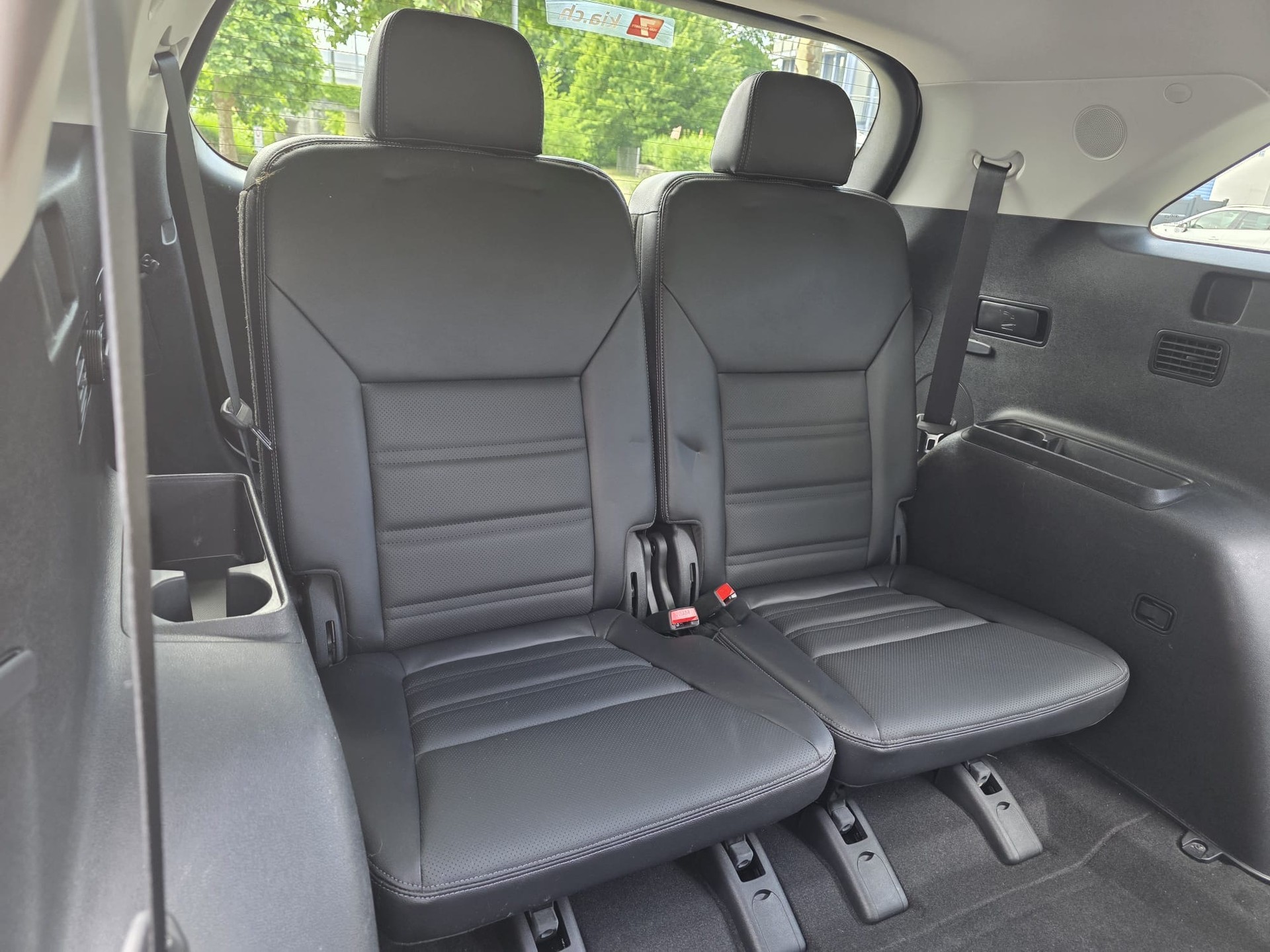 KIA Sorento 2.2 CRDI Style 7P. Automatic-image-11