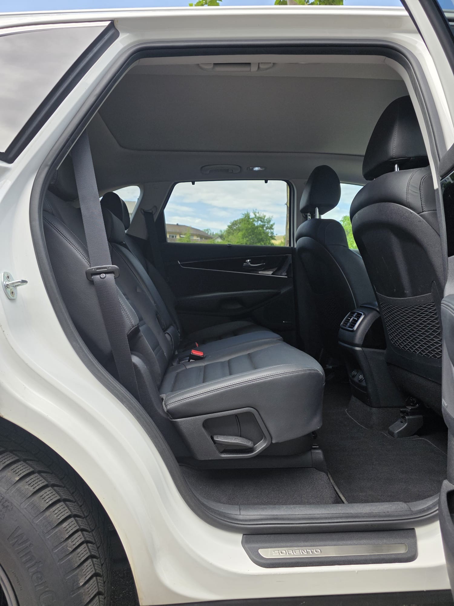 KIA Sorento 2.2 CRDI Style 7P. Automatic-image-9