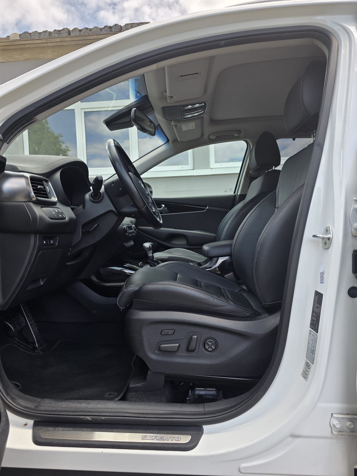 KIA Sorento 2.2 CRDI Style 7P. Automatic-image-6