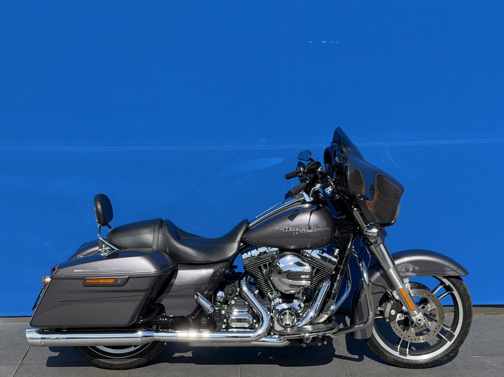 HARLEY-DAVIDSON FLHXS Street Glide Special ABS (35 KW)-showroom-element-1