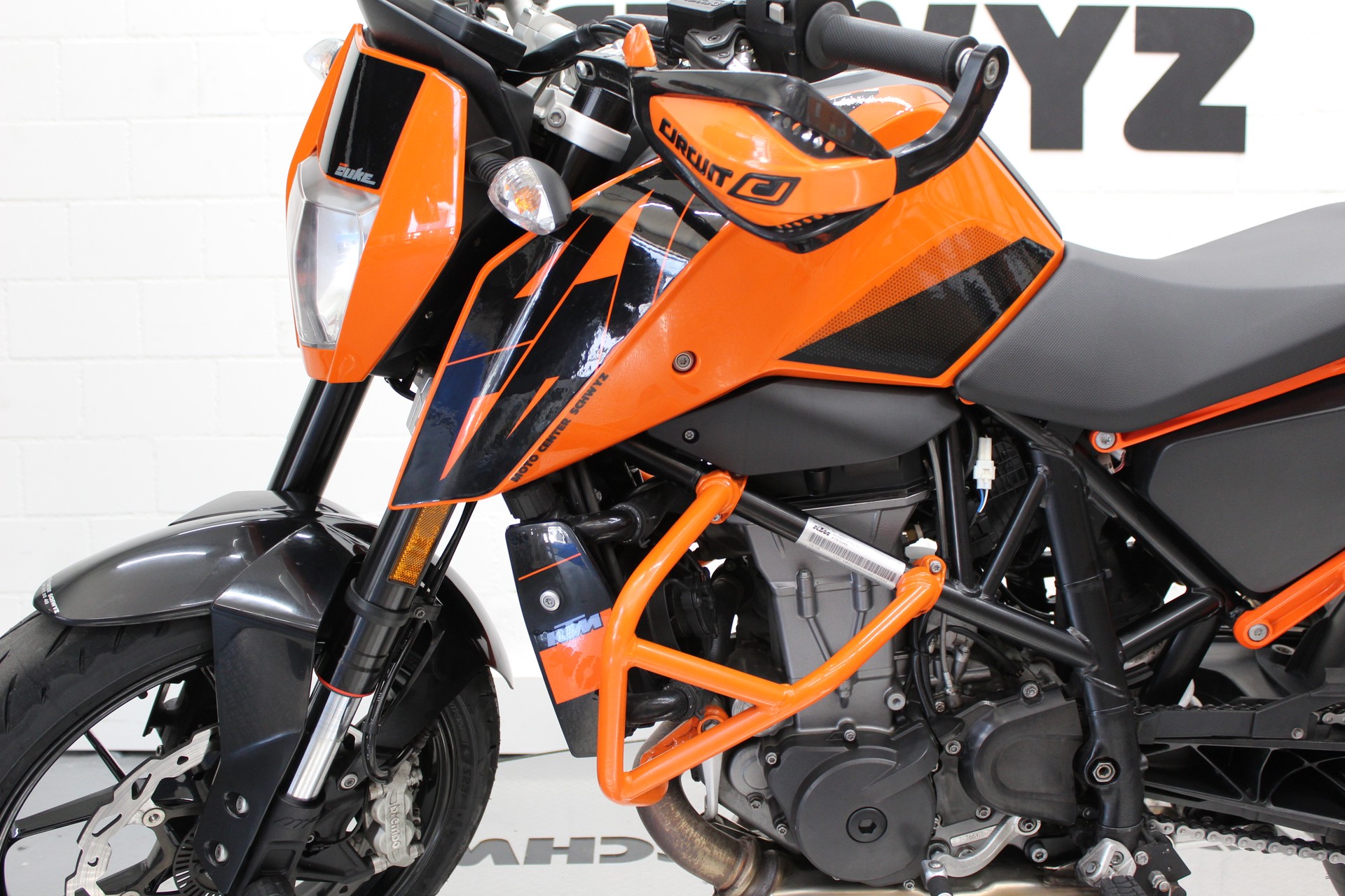 KTM 690 Duke ABS-image-6