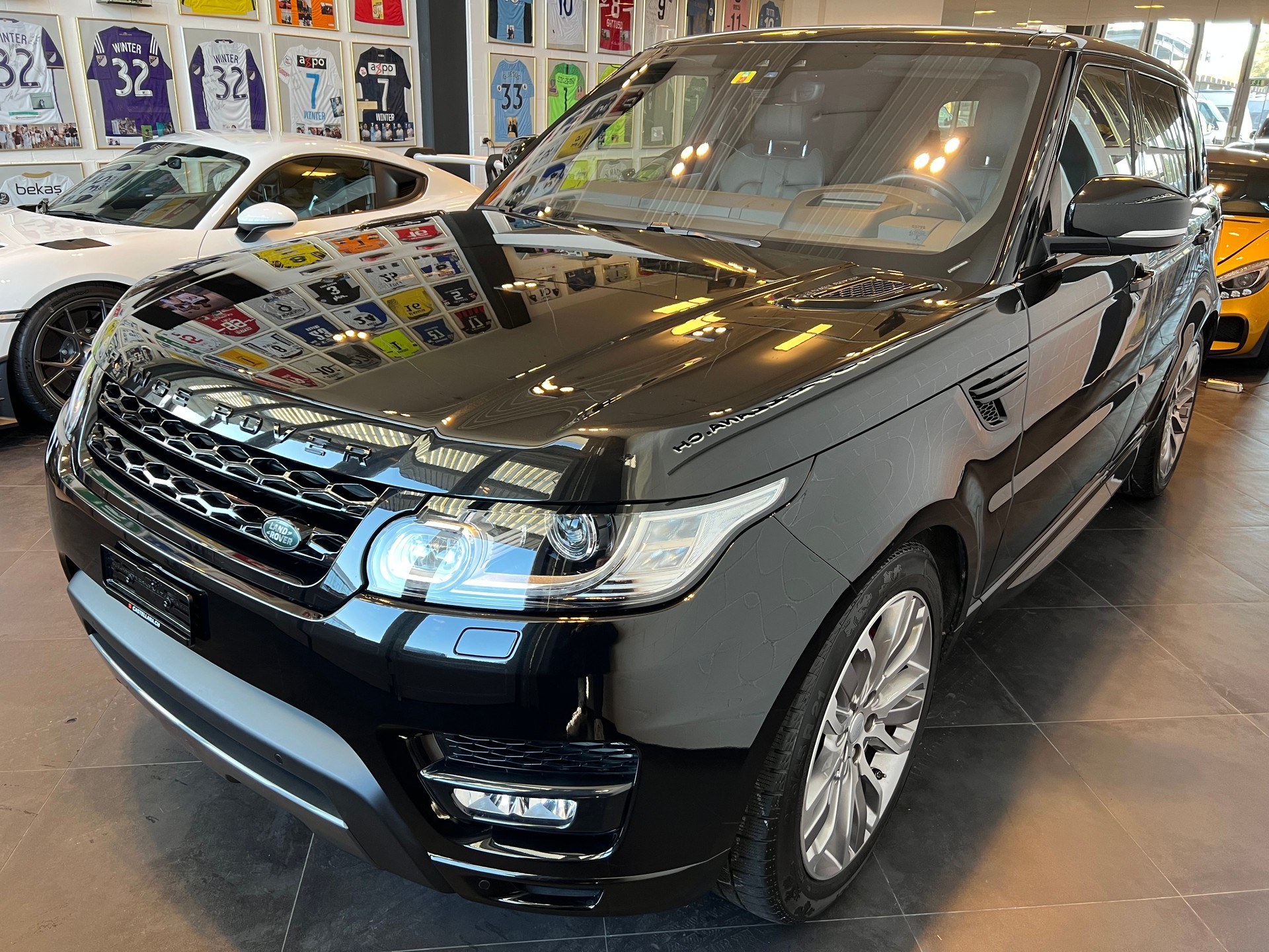 LAND ROVER Range Rover Sport 3.0 SDV6 HSE Automatic-image-3