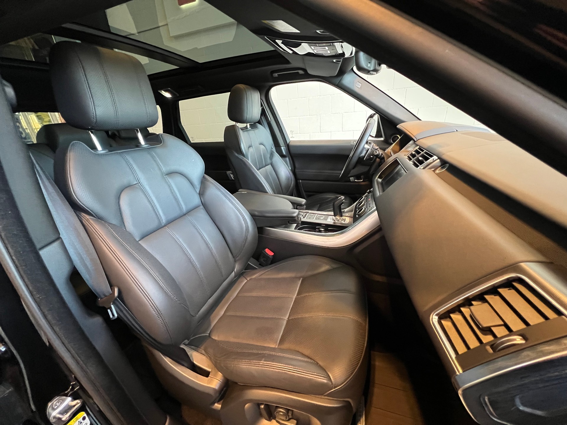 LAND ROVER Range Rover Sport 3.0 SDV6 HSE Automatic-image-14
