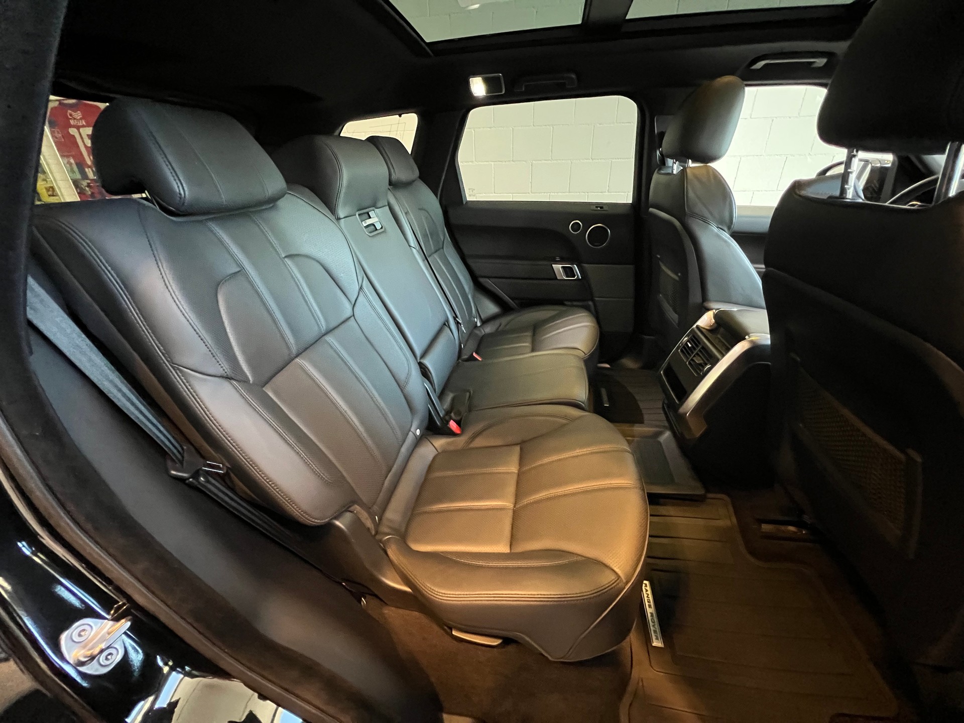 LAND ROVER Range Rover Sport 3.0 SDV6 HSE Automatic-image-13