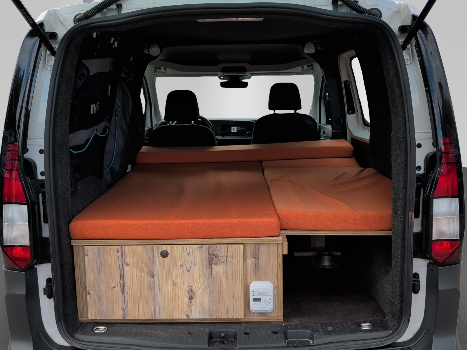 VW CADDY-image-11