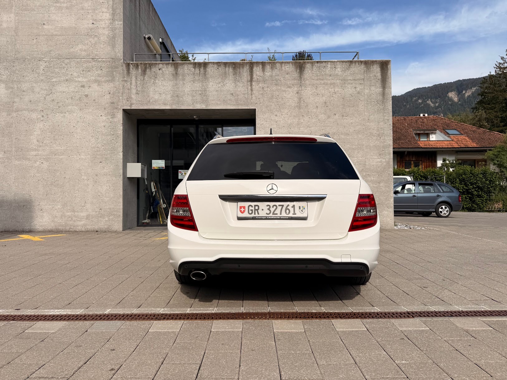 MERCEDES-BENZ C 250 CDI BlueEF Avantgarde 4m-image-2