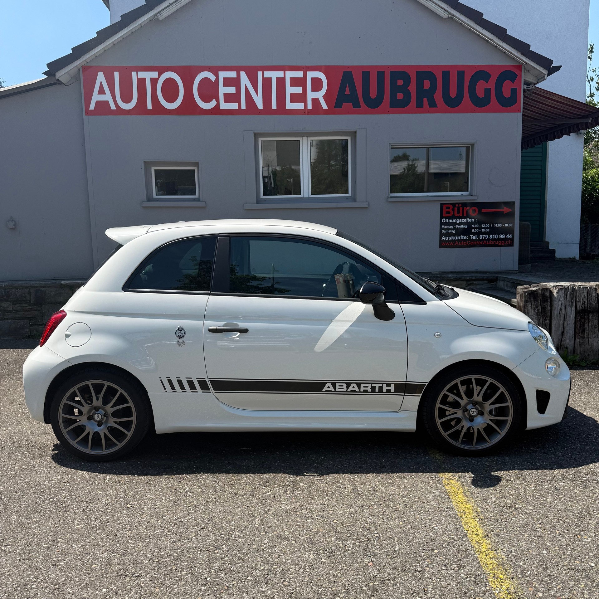 FIAT 595 1.4 16V Turbo Abarth 70 Anniversario-image-7