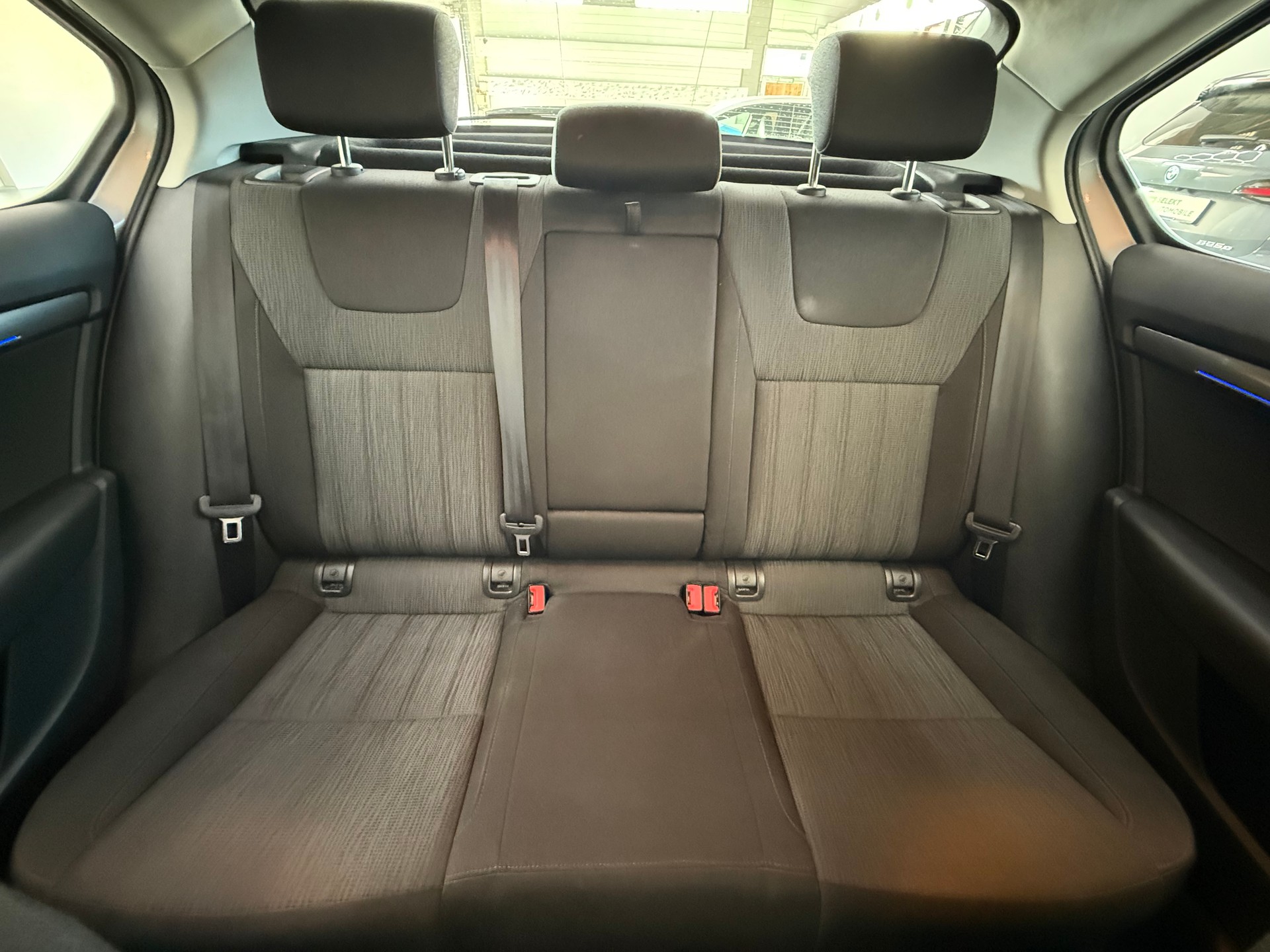 SKODA Octavia 2.0 TDI Style DSG 4x4-image-25