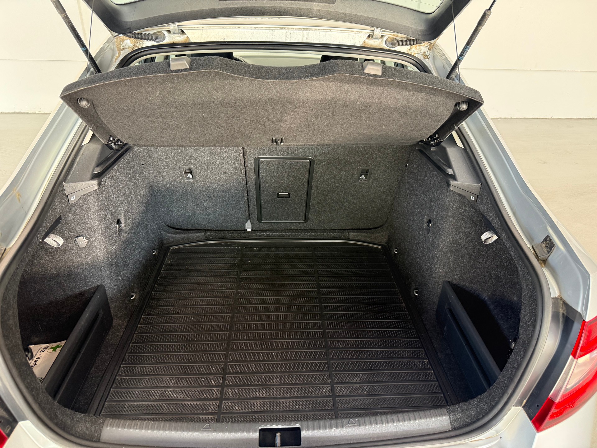SKODA Octavia 2.0 TDI Style DSG 4x4-image-26