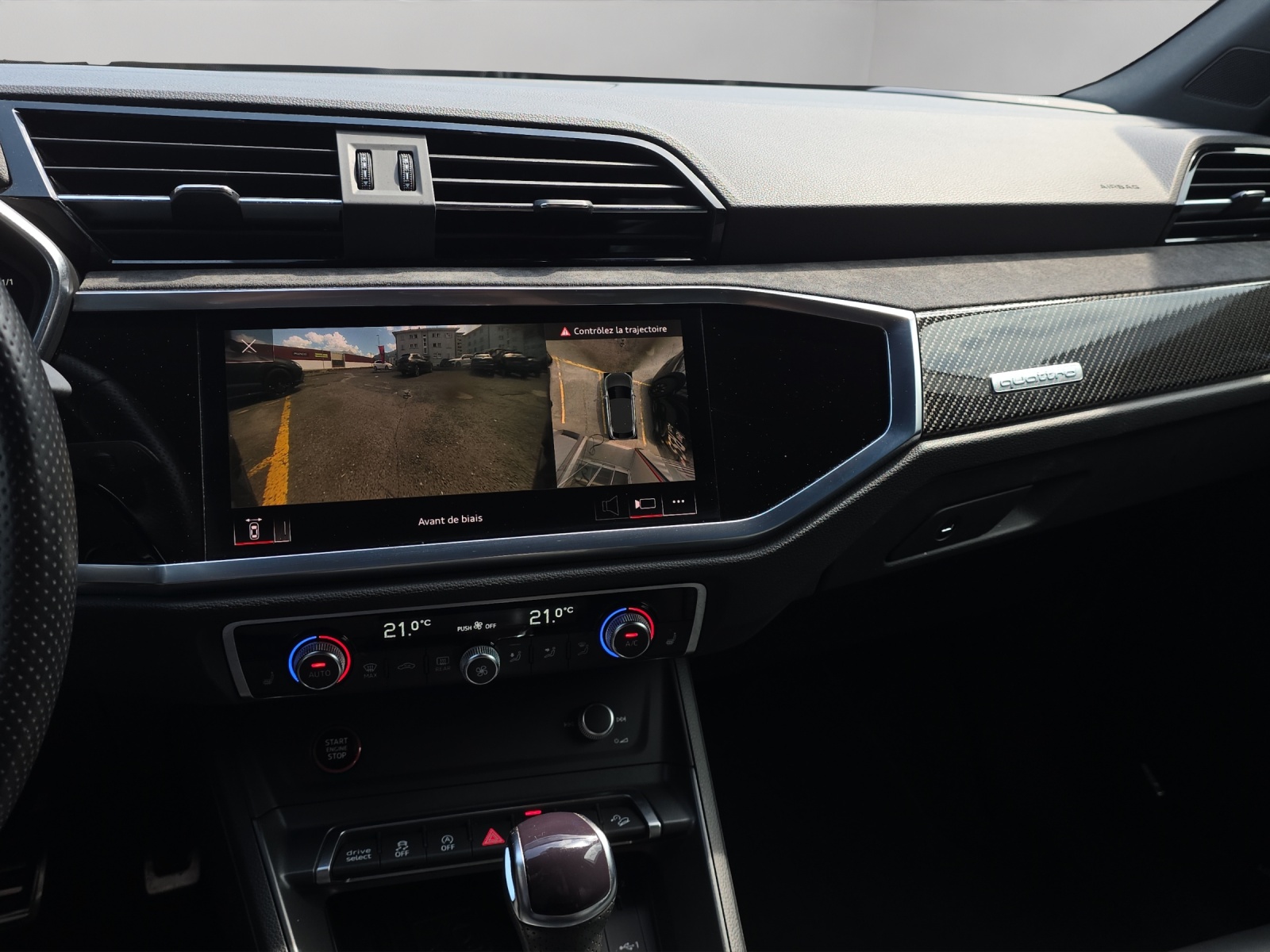 AUDI RS Q3 Sportback quattro S tronic-image-11