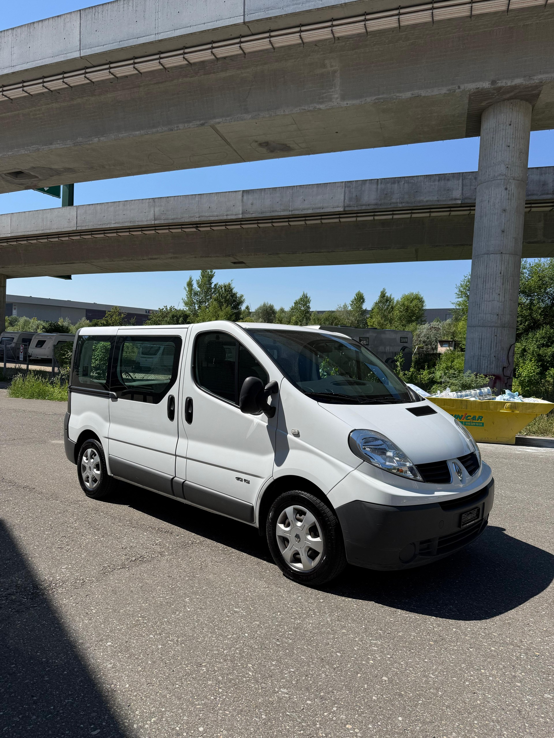 RENAULT Trafic 2.0 dCi 115 2.9t L1H1-image-0