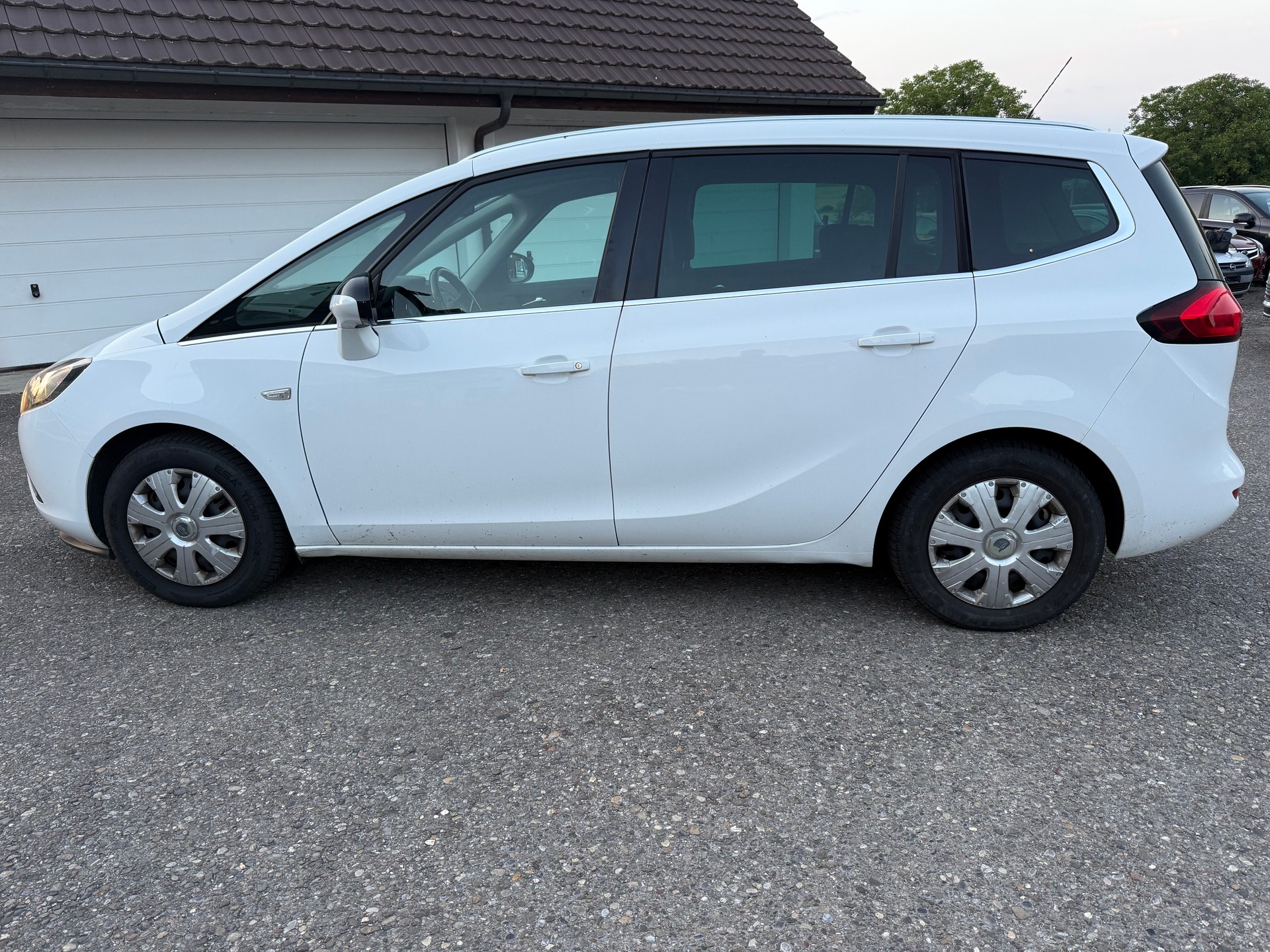 OPEL Zafira Tourer 1.4i 16V Turbo Enjoy Automatic-image-7