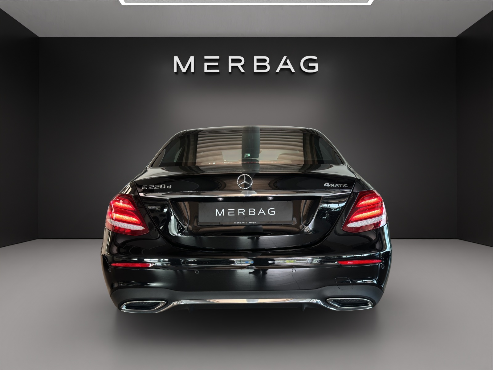 MERCEDES-BENZ E 220 d AMG Line 4Matic-image-4