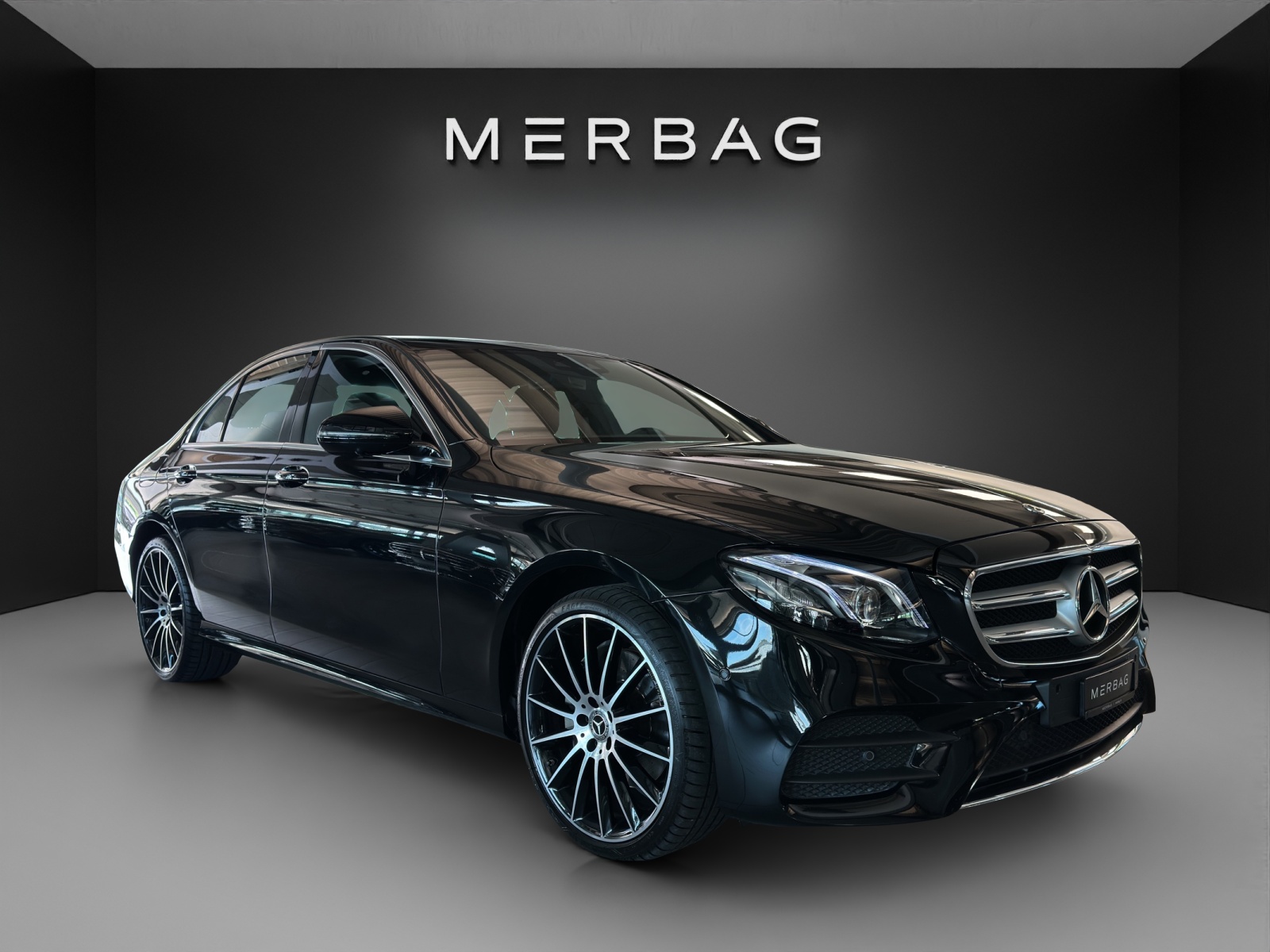 MERCEDES-BENZ E 220 d AMG Line 4Matic-image-0