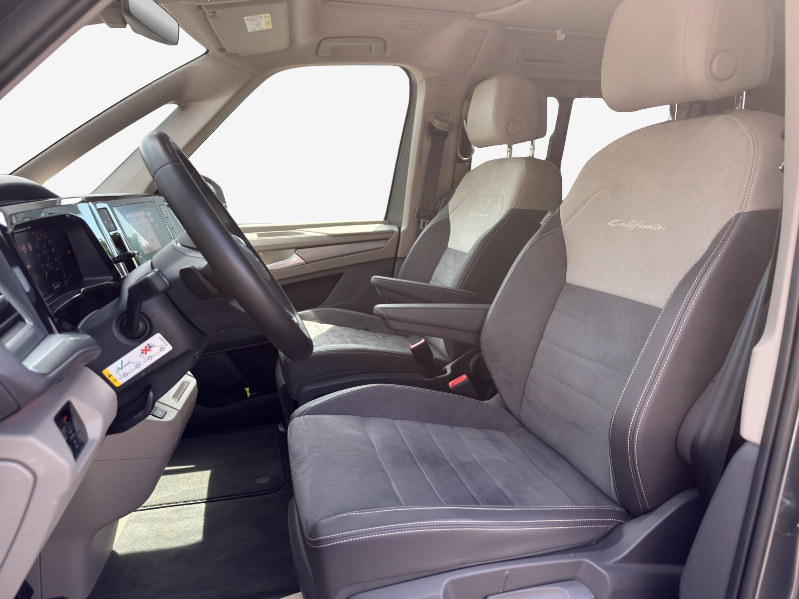 VW California eHybrid Ocean Liberty 4Motion-image-7